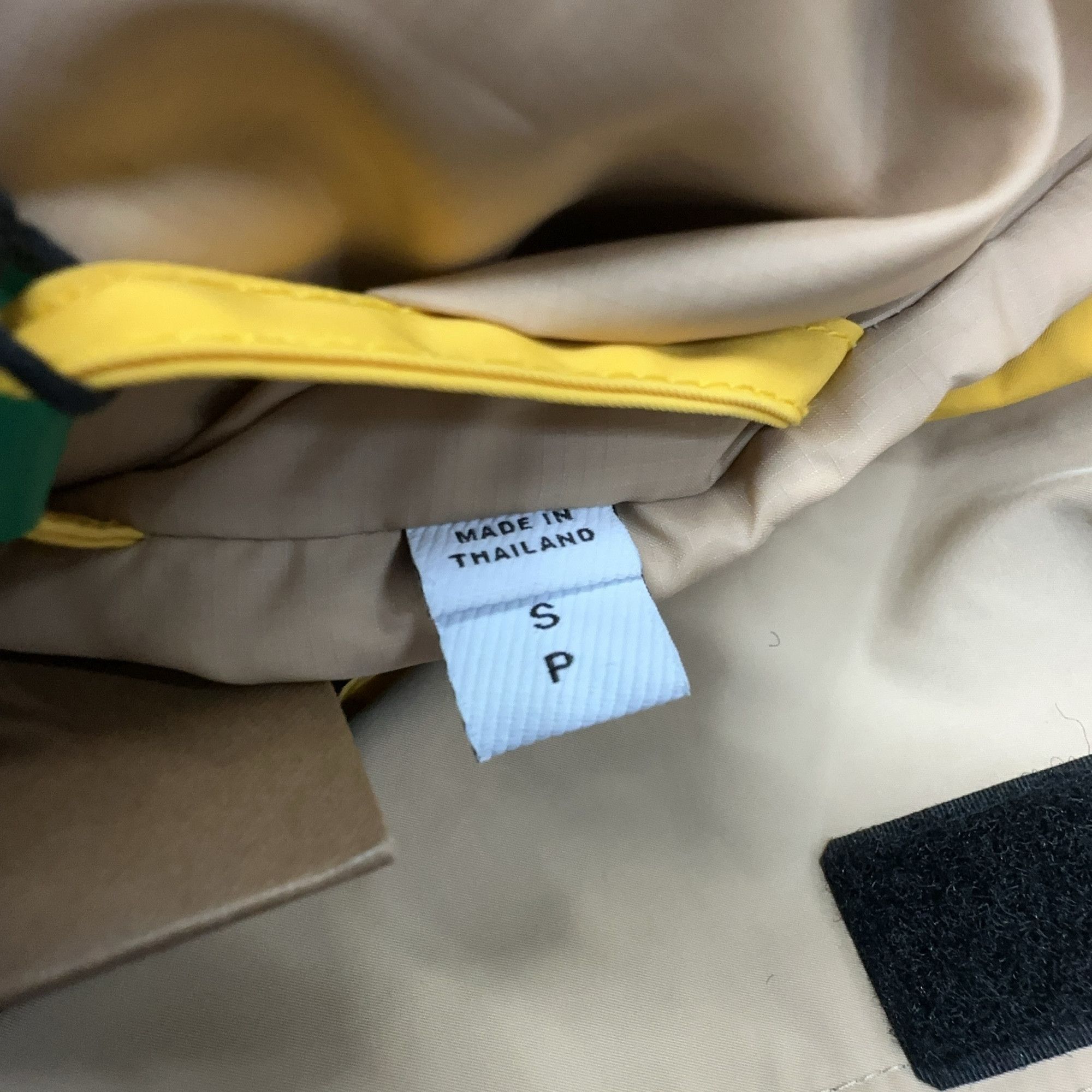 Burberry Burberry Colorblock Globe Logo Jacket Size S Size US S / EU 44-46 / 1 - 4 Thumbnail