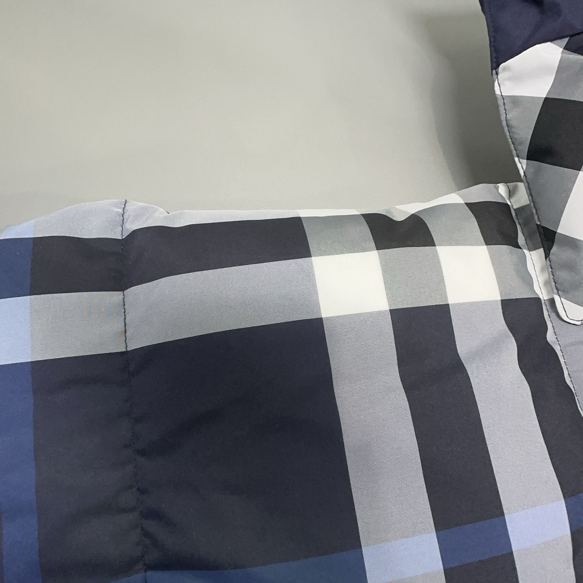 Burberry Burberry Larrick Check Down Jacket Size XL Size US XL / EU 56 / 4 - 11 Thumbnail