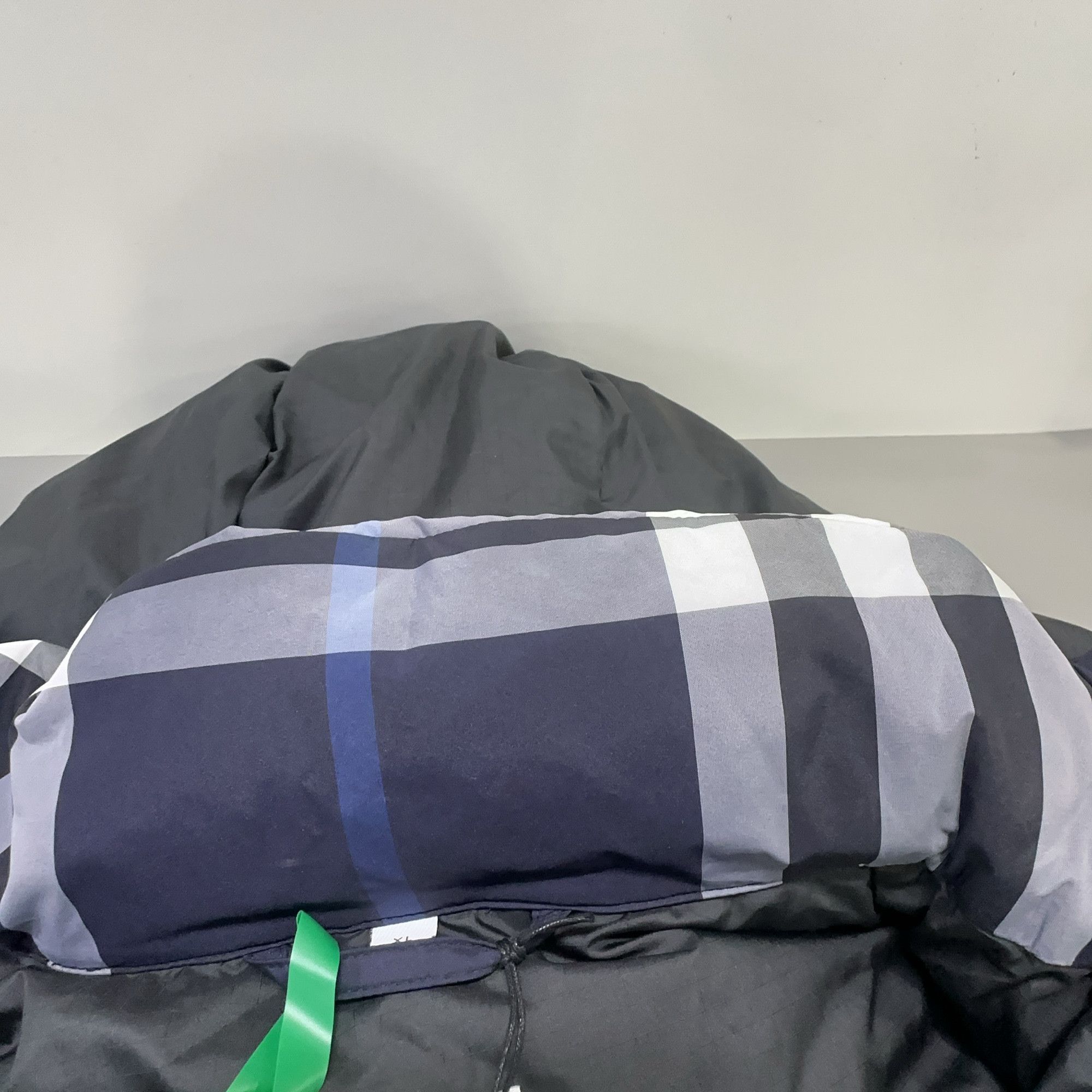 Burberry Burberry Larrick Check Down Jacket Size XL Size US XL / EU 56 / 4 - 9 Thumbnail
