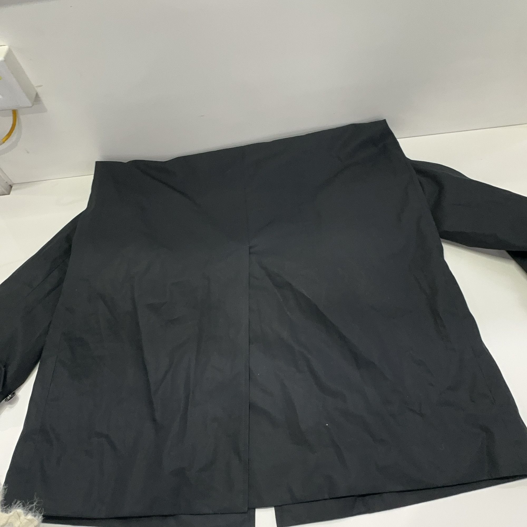 Burberry Burberry Black Button Up Coat Size IT 44 Size M / US 6-8 / IT 42-44 - 9 Thumbnail