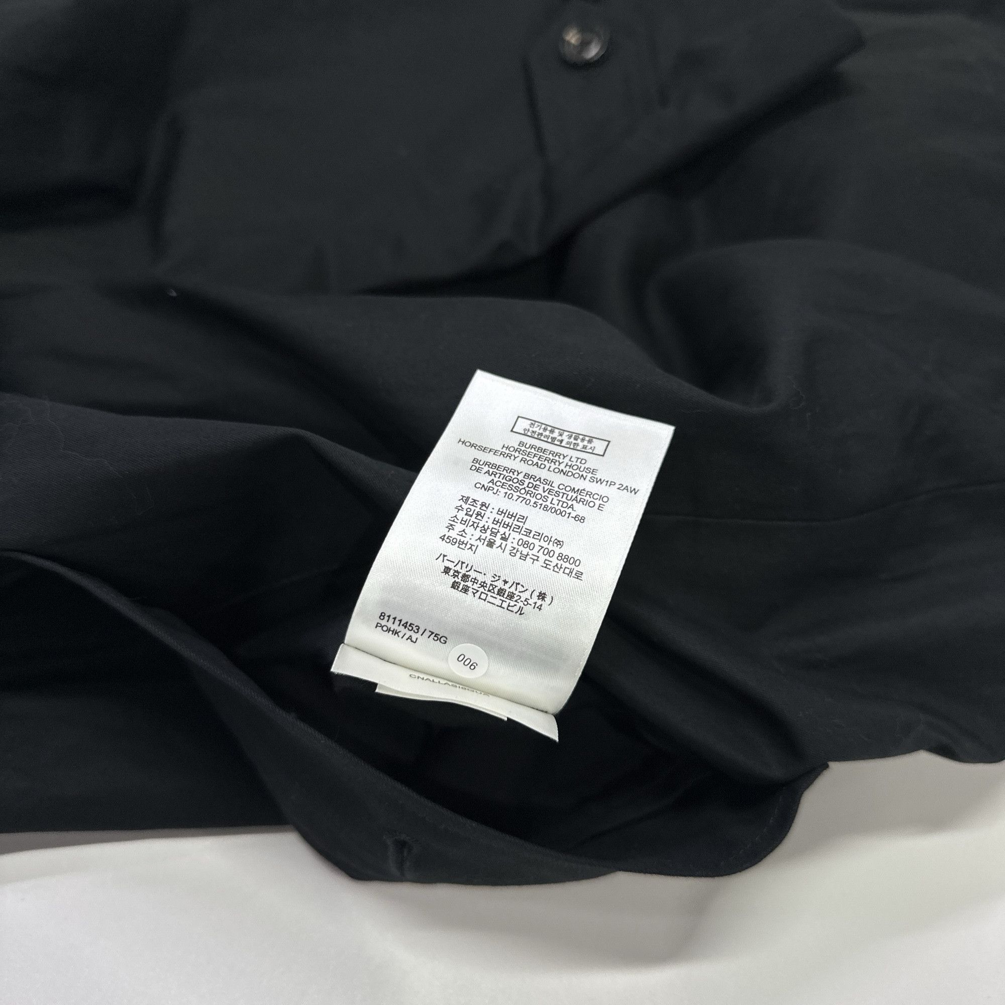 Burberry Burberry Black Button Up Coat Size IT 44 Size M / US 6-8 / IT 42-44 - 3 Thumbnail