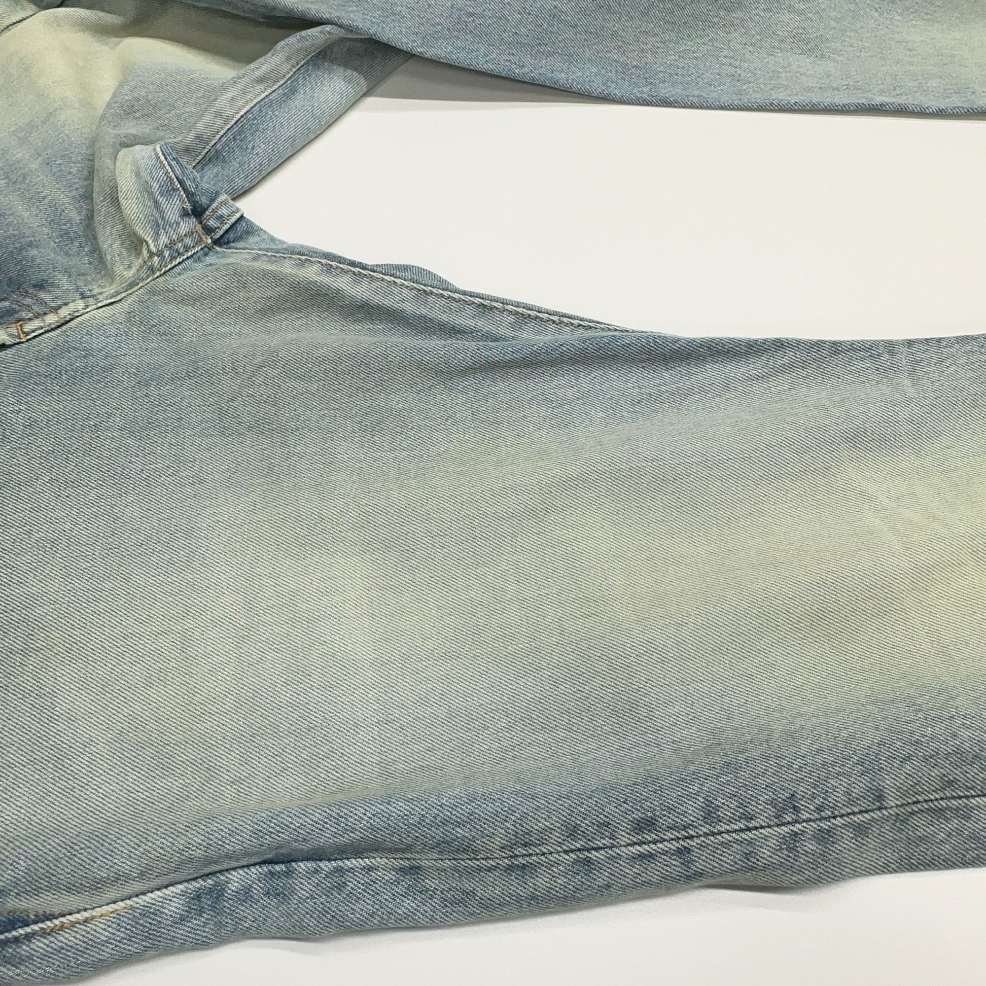 Saint Laurent Paris Saint Laurent Distressed Denim Jeans Size 33 Size US 33 - 8 Thumbnail