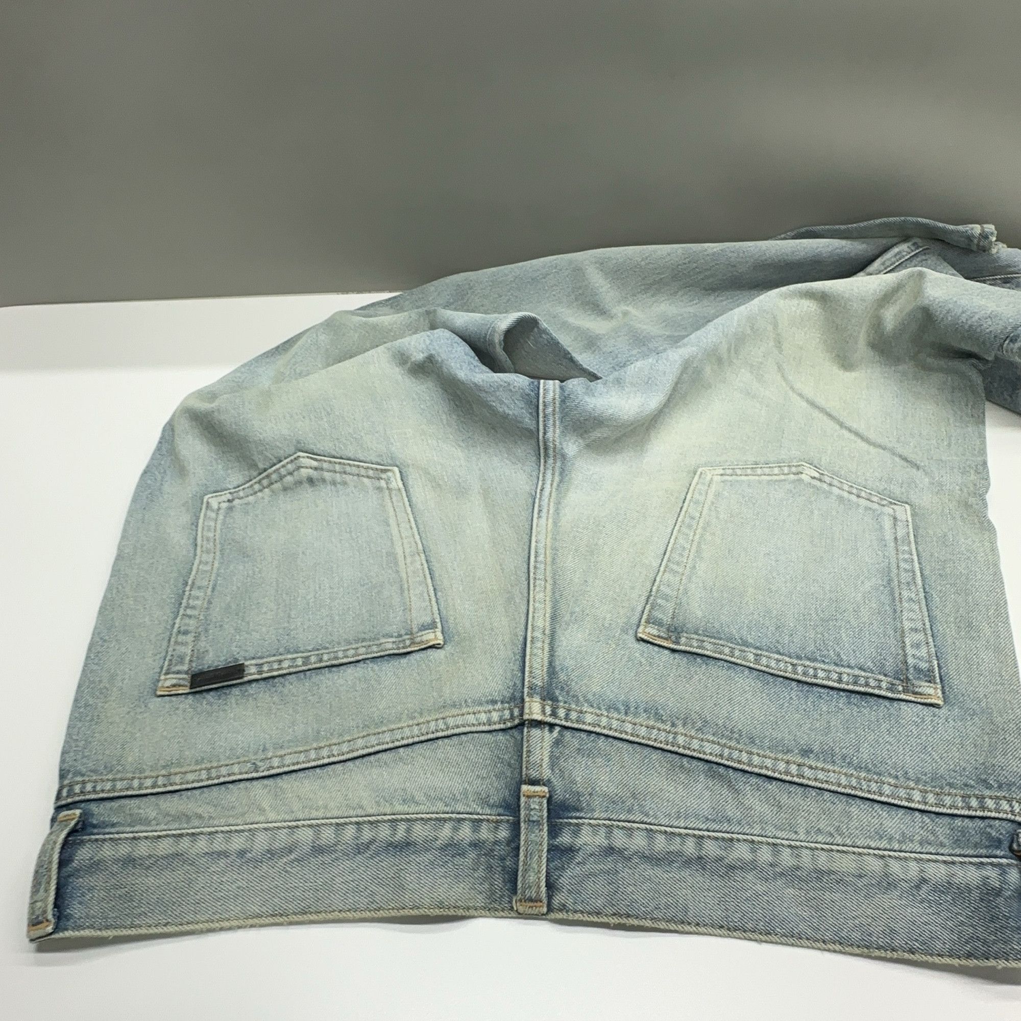 Saint Laurent Paris Saint Laurent Distressed Denim Jeans Size 33 Size US 33 - 13 Thumbnail