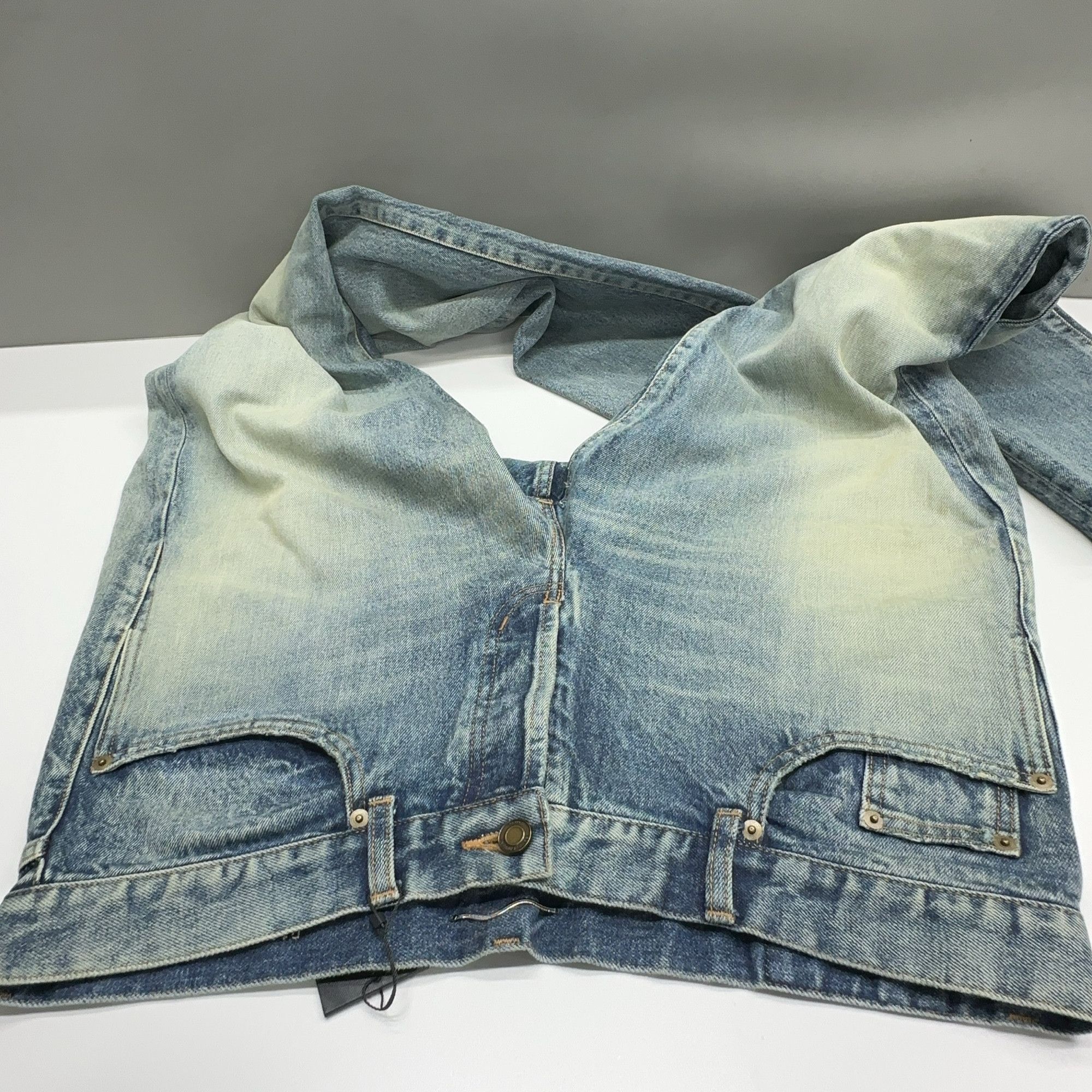 Saint Laurent Paris Saint Laurent Faded Denim Jeans Size 36 Size US 36 / EU 52 - 8 Thumbnail
