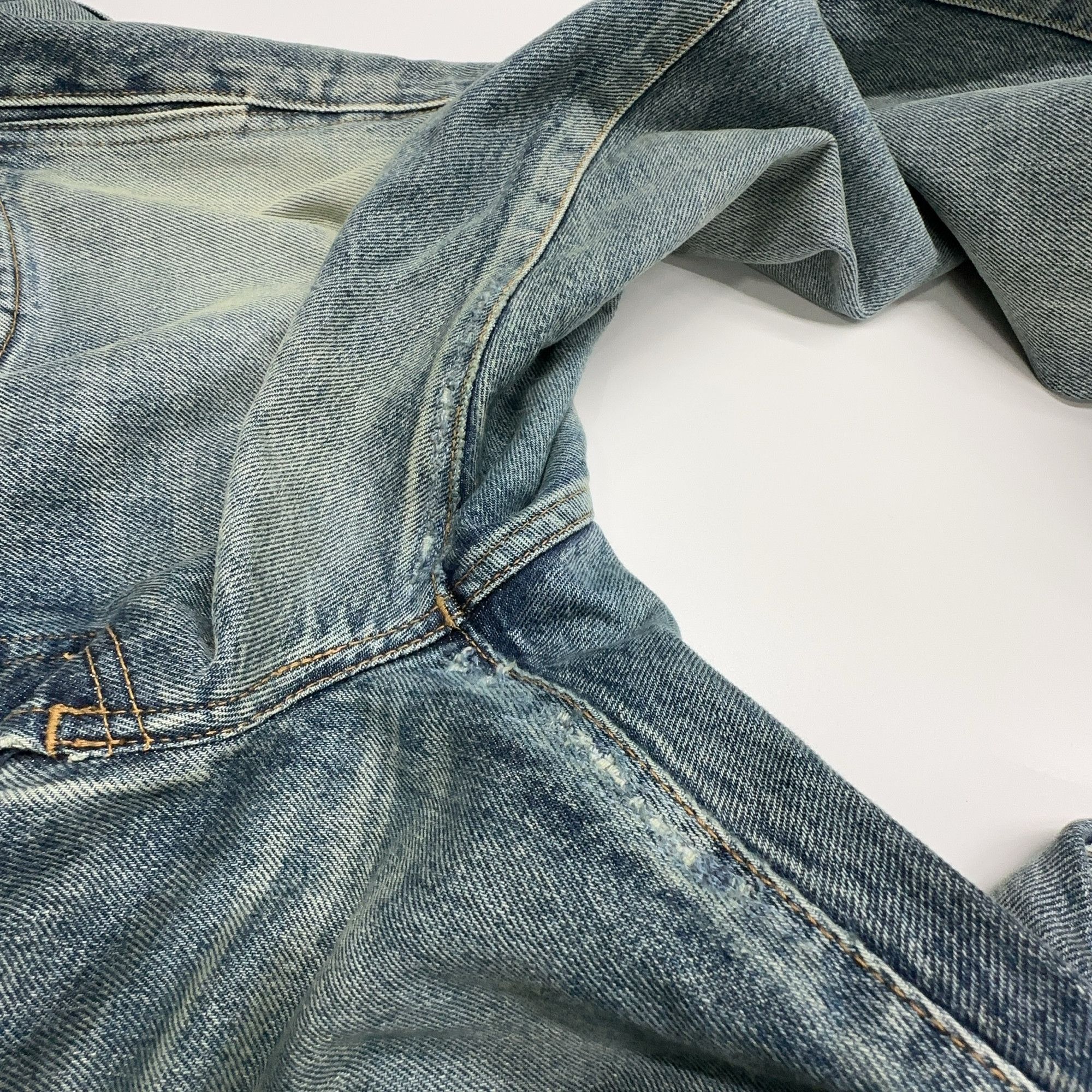Saint Laurent Paris Saint Laurent Faded Denim Jeans Size 36 Size US 36 / EU 52 - 7 Thumbnail