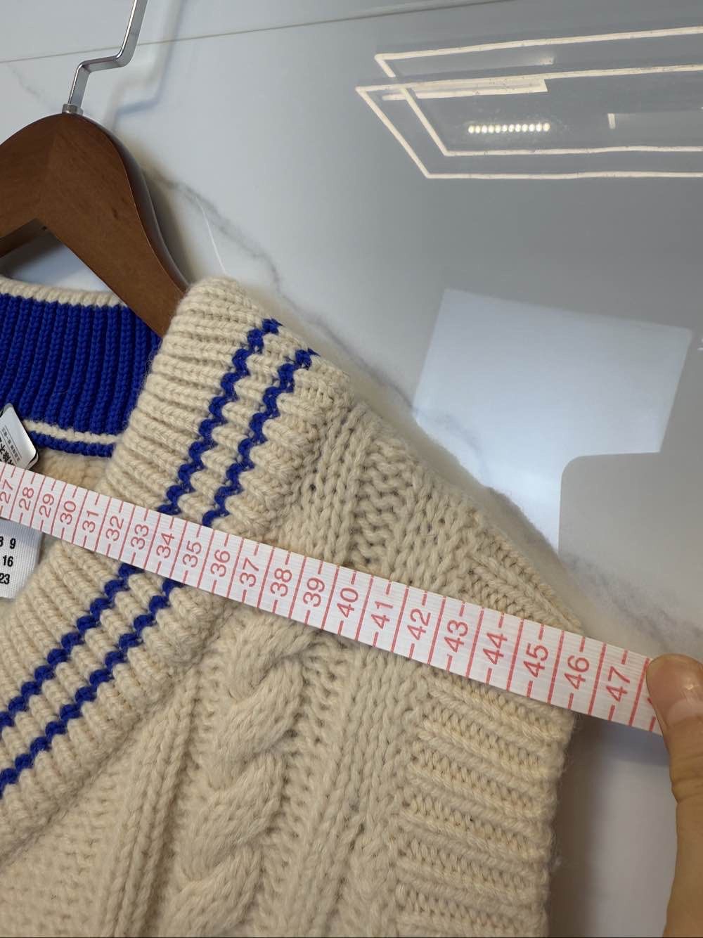 Maison Margiela Maison Margiela Cable Knit V-Neck Sweater Vest XS Size XS / US 0-2 / IT 36-38 - 5 Thumbnail