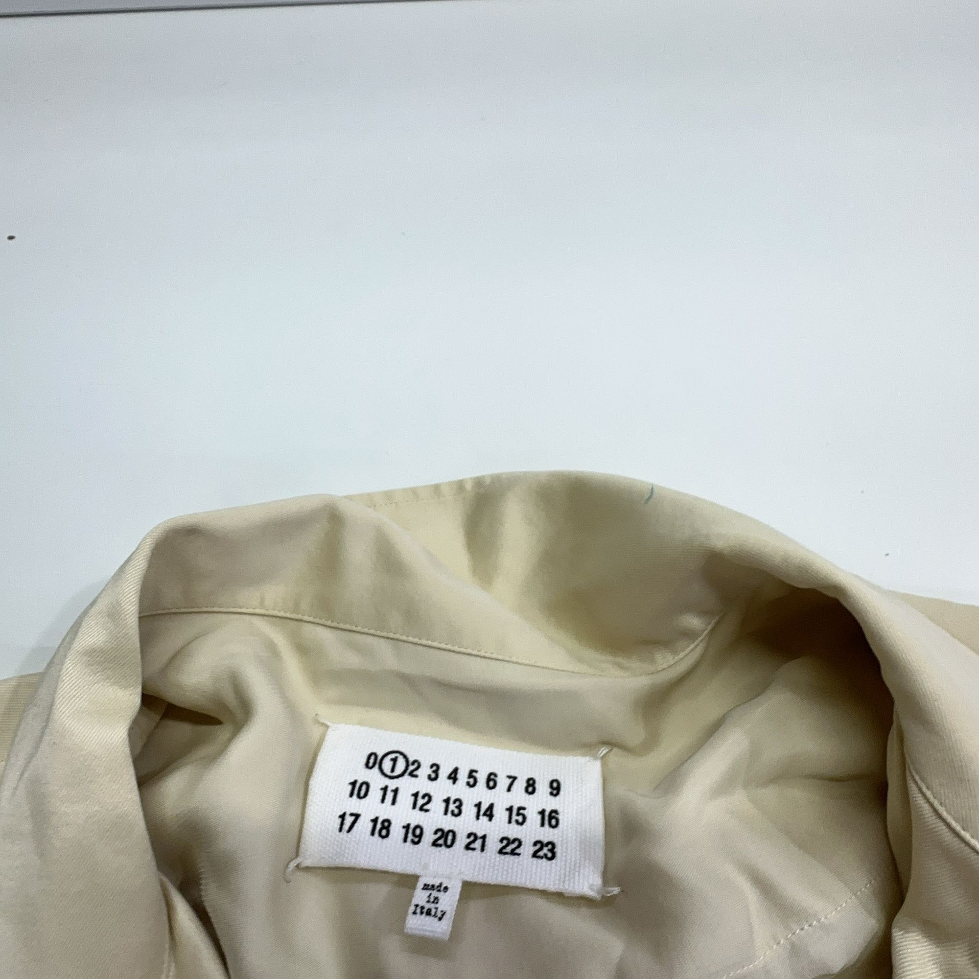 Maison Margiela Maison Margiela Beige Button Up Shirt Size 38 Size XS / US 0-2 / IT 36-38 - 4 Thumbnail