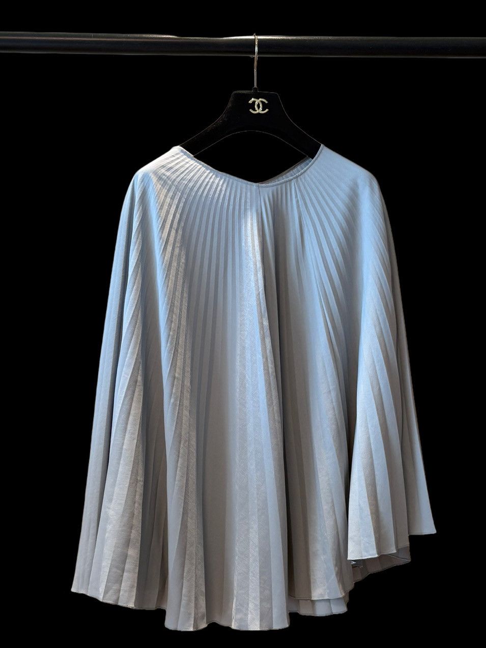 Maison Margiela Maison Margiela Silver Pleated Midi Skirt Size IT 42 Size 28" / US 6 / IT 42 - 5 Thumbnail