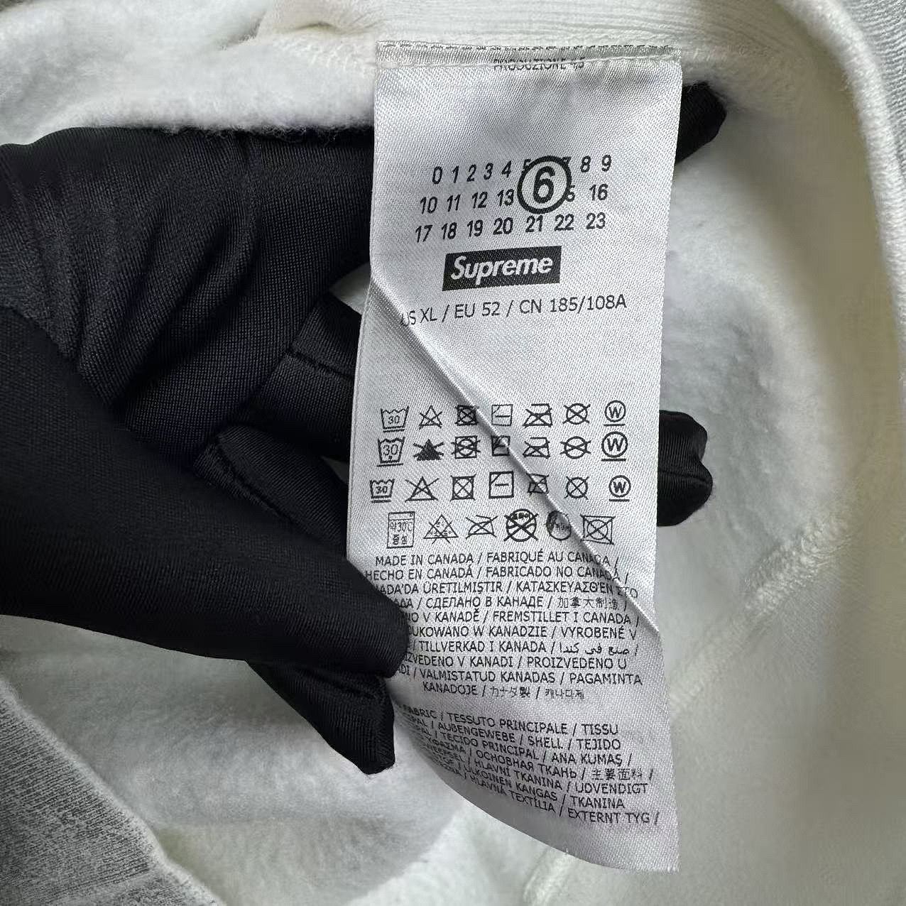 Supreme Supreme x MM6 Maison Margiela Foil Box Logo Hoodie XL Size US XL / EU 56 / 4 - 4 Thumbnail