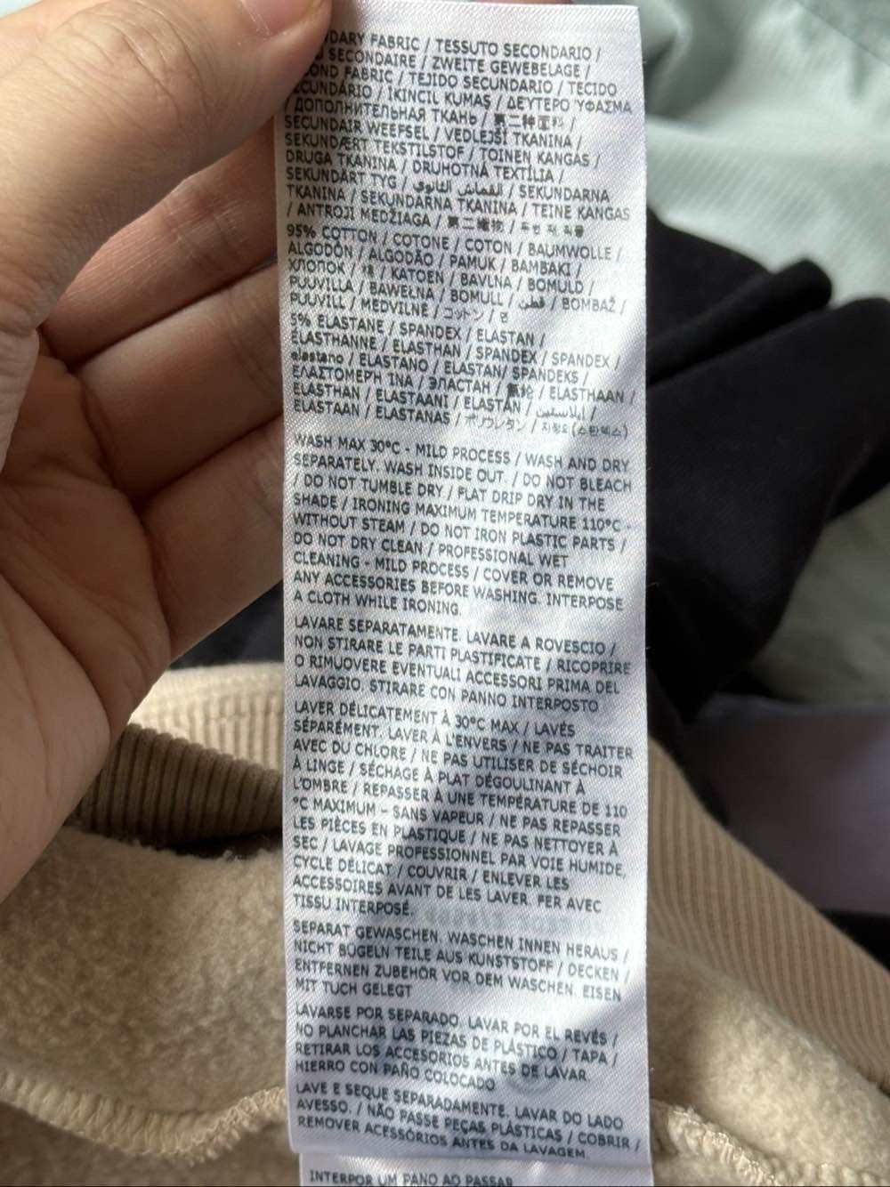 MM6 MM6 Maison Margiela Number Logo Sweatshirt XS Size XS / US 0-2 / IT 36-38 - 6 Thumbnail