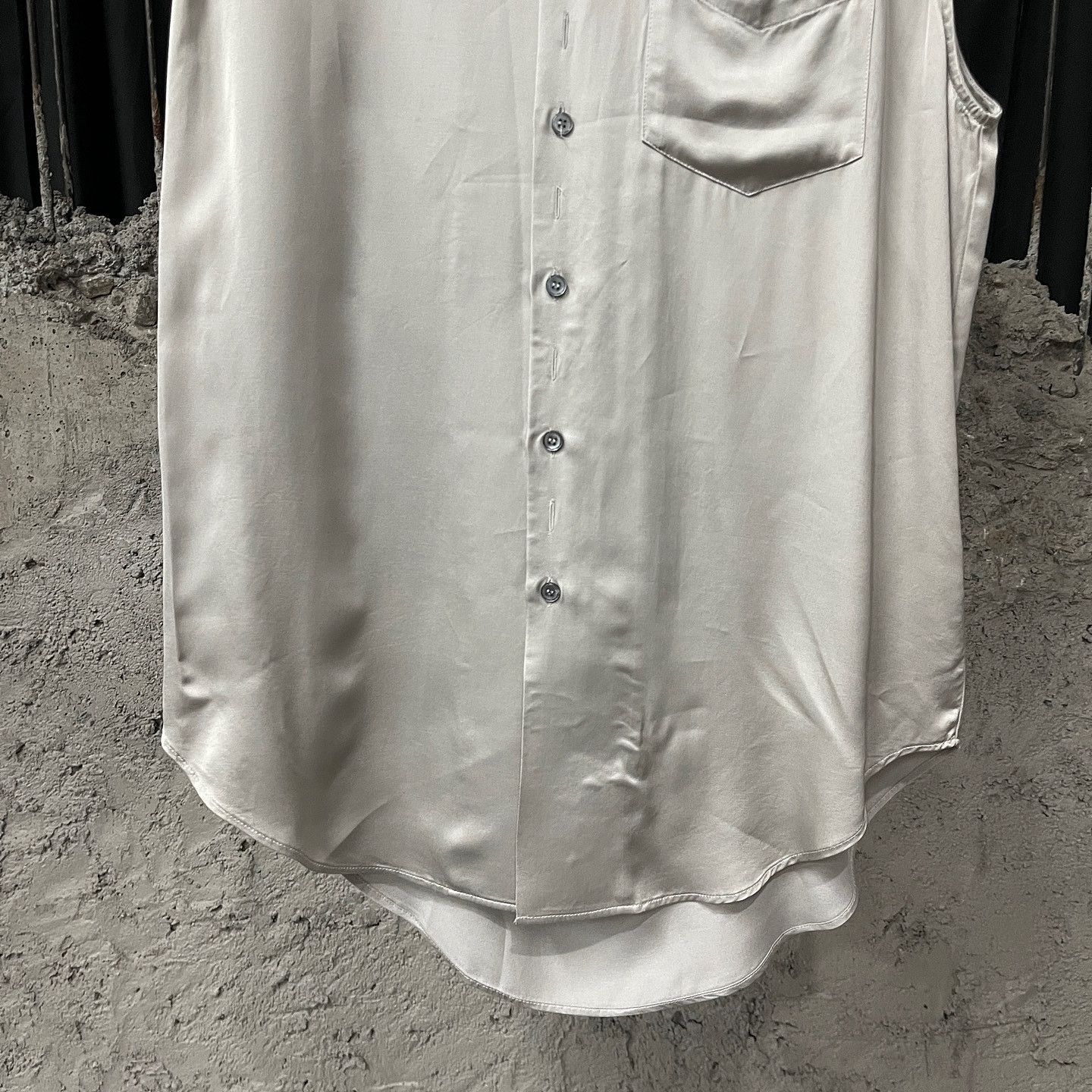 MM6 MM6 Maison Margiela Viscose Sleeveless Shirt Size 36 Size XS / US 0-2 / IT 36-38 - 6 Thumbnail