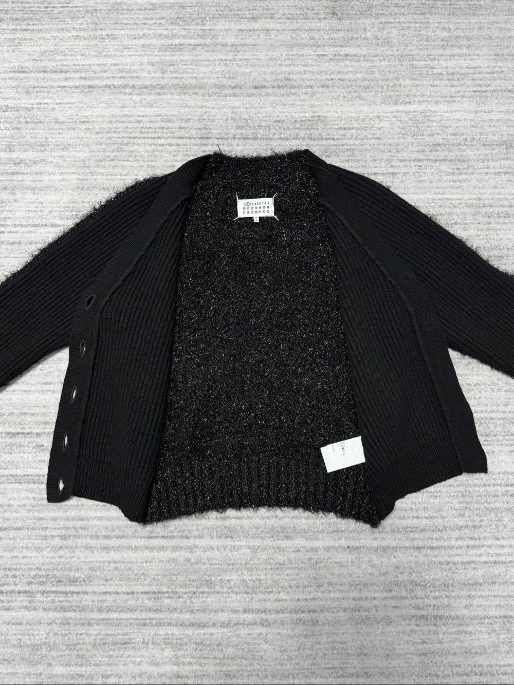 Maison Margiela Maison Margiela Wool Blend Cardigan Size S Size S / US 4 / IT 40 - 5 Thumbnail