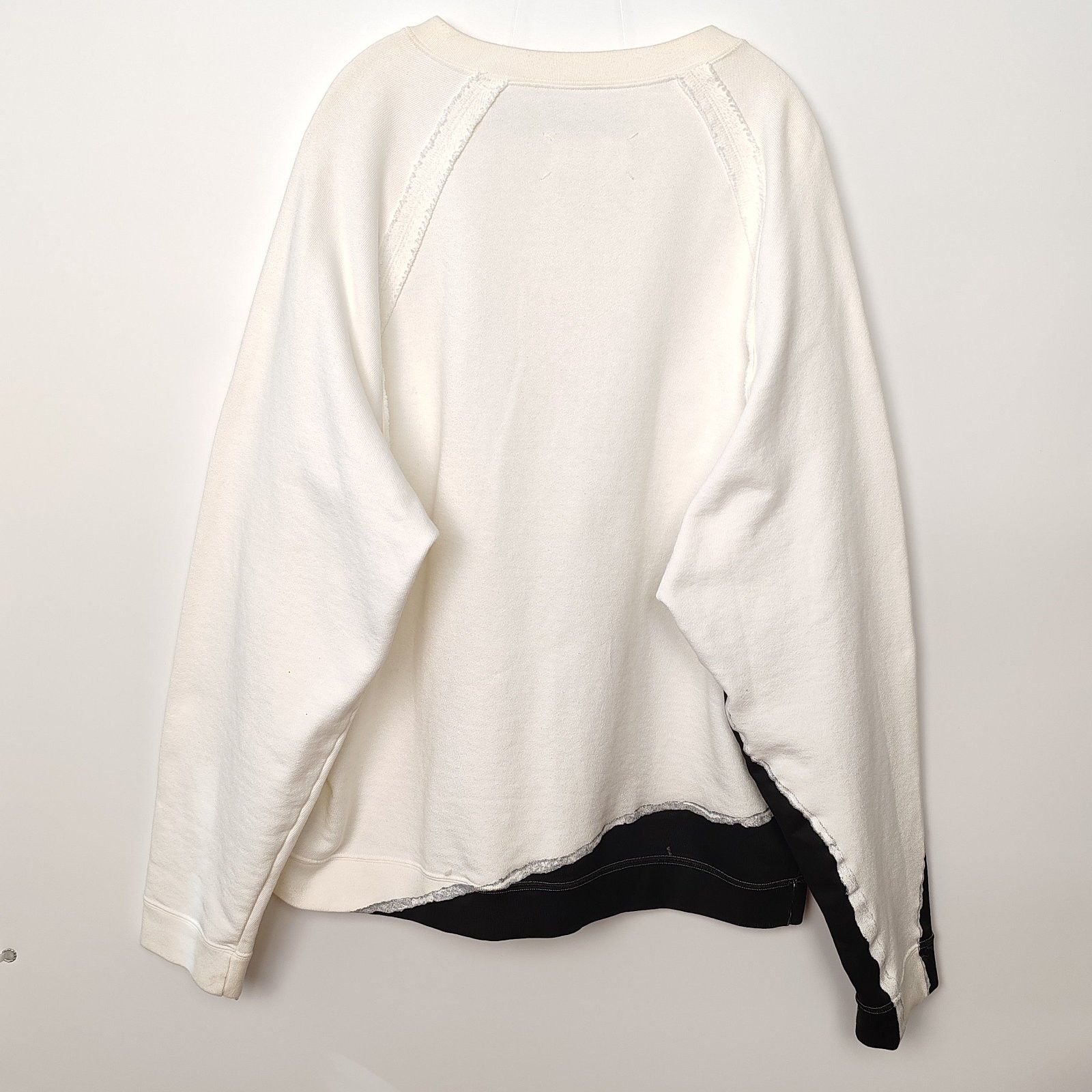 Maison Margiela Maison Margiela Contrast Panel Sweatshirt Size 46 Size US S / EU 44-46 / 1 - 2 Thumbnail
