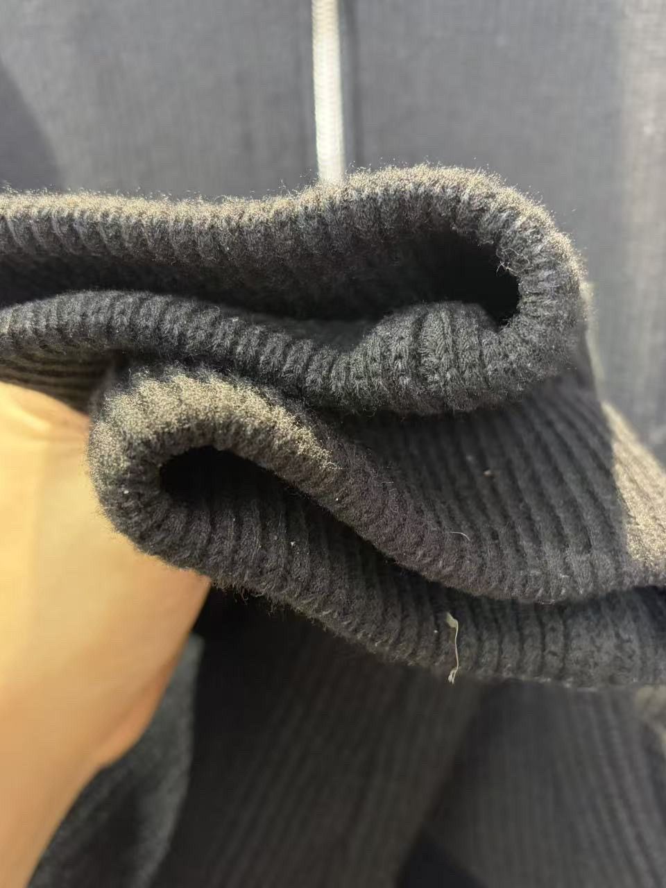 Maison Margiela Maison Margiela Ribbed Zip-Up Knit Cardigan Size L Size US L / EU 52-54 / 3 - 6 Thumbnail