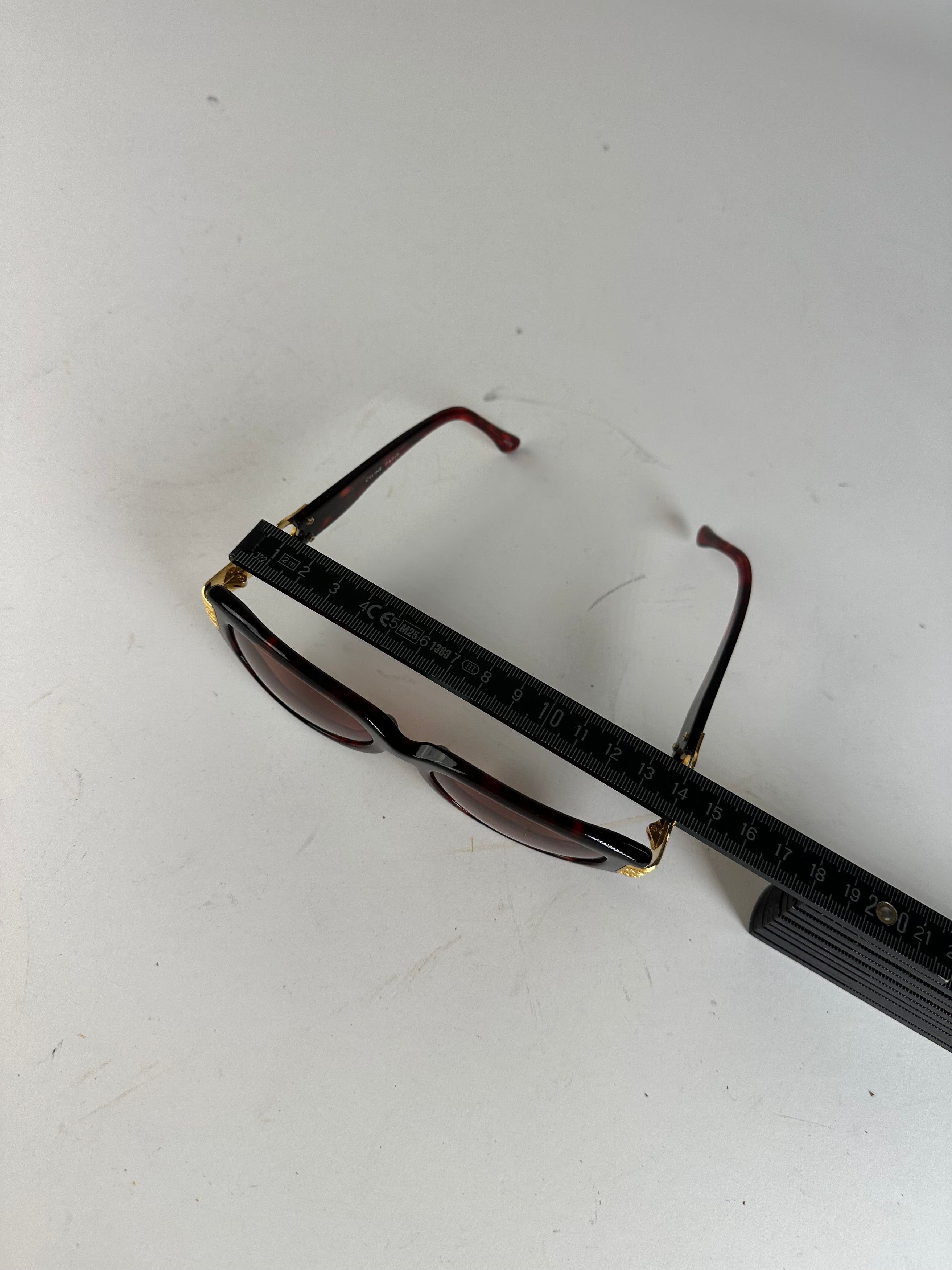 Celine Vintage Acetate Sunglasses Dark Tortoiseshell Gold Size ONE SIZE - 7 Thumbnail