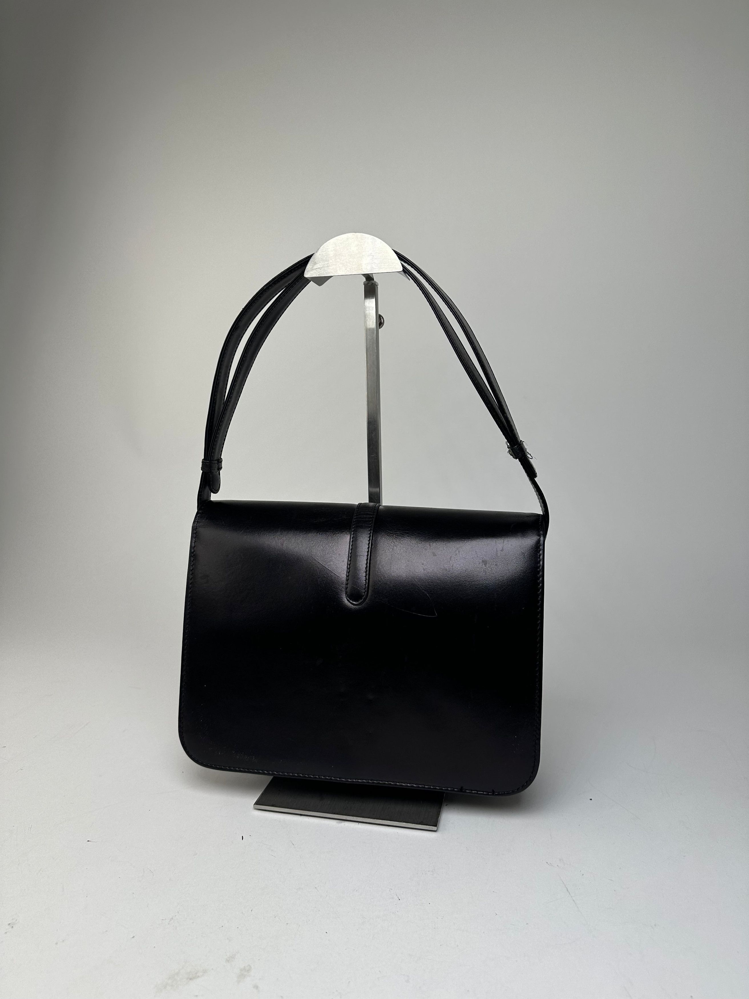 Givenchy Vintage Leather Shoulder Bag Black Gold Size ONE SIZE - 12 Thumbnail