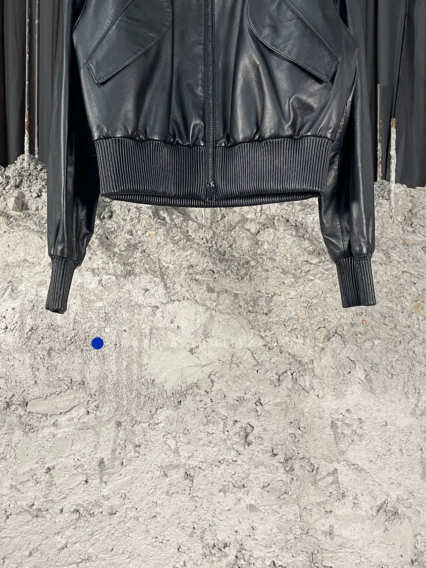 Porter Black Shearling Leather Jacket in XS Size US XS / EU 42 / 0 - 4 Thumbnail