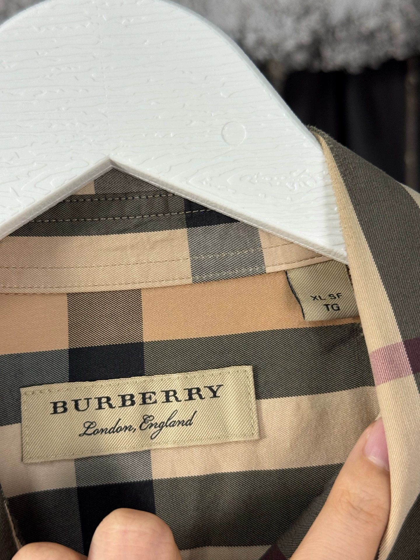 Burberry Stylish Multi Check Button-Up Shirt Size US XL / EU 56 / 4 - 6 Thumbnail