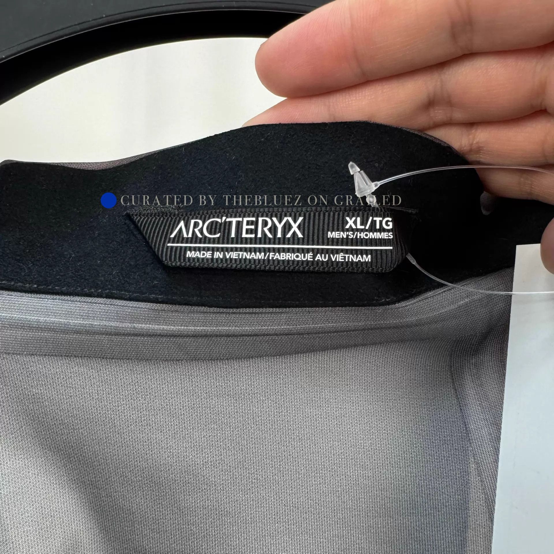 Arc'teryx Lightweight Gray Hard Shell Jacket in XL Size US XL / EU 56 / 4 - 5 Thumbnail