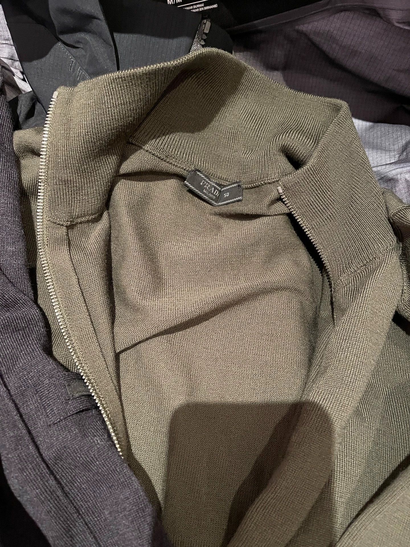 Prada Olive Green Wool Cardigan in Size M Size US M / EU 48-50 / 2 - 2 Thumbnail