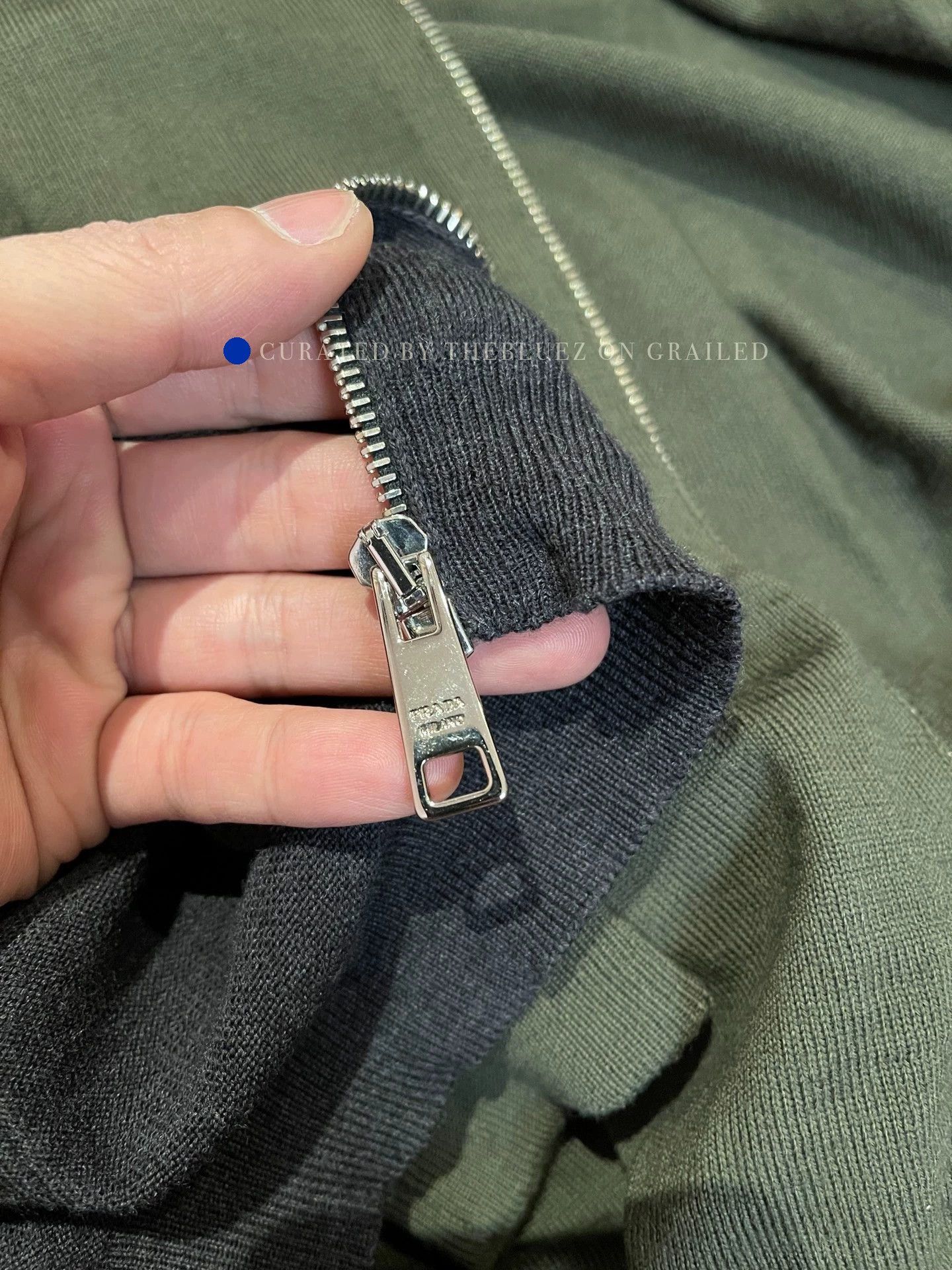 Prada Olive Green Wool Cardigan in Size M Size US M / EU 48-50 / 2 - 7 Thumbnail