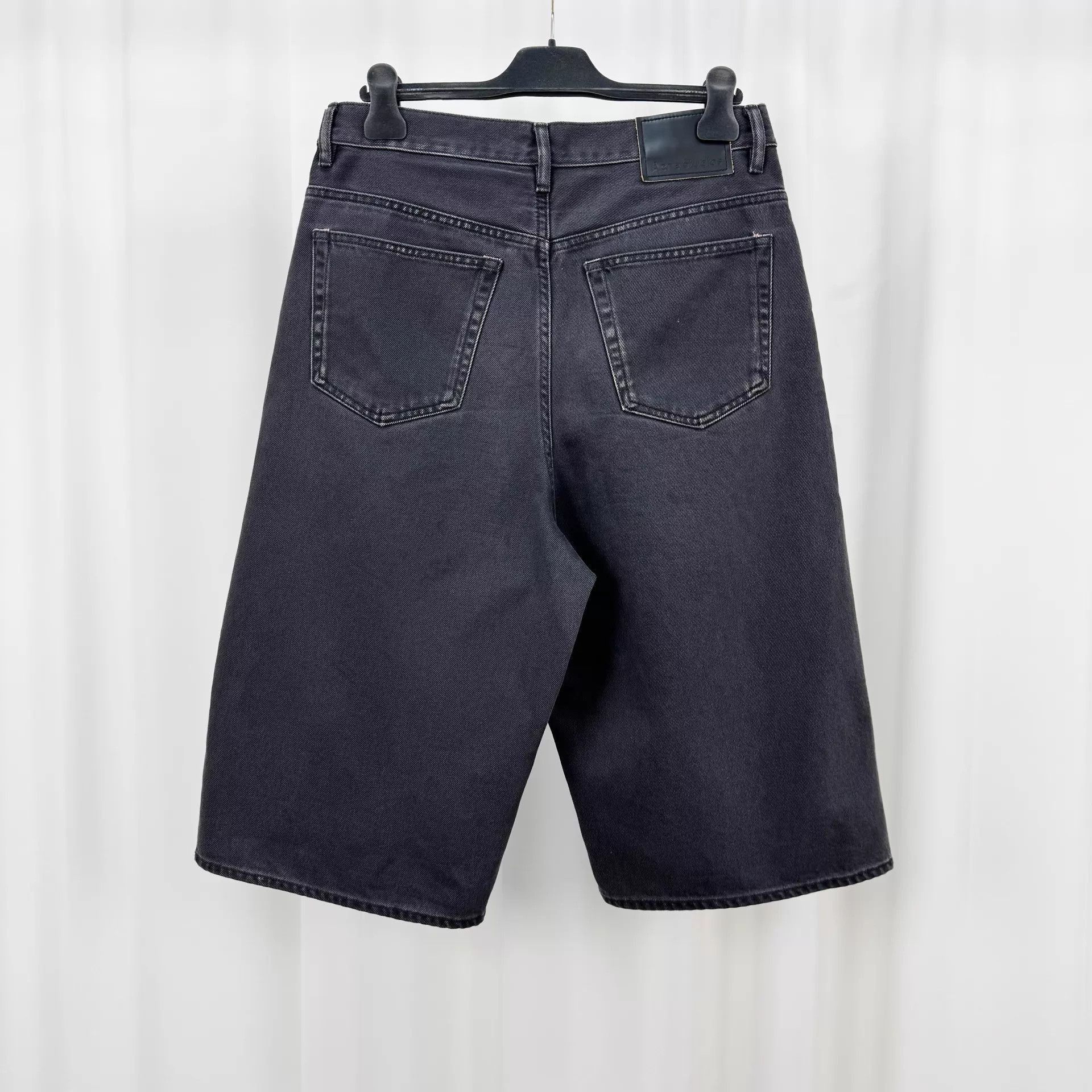 Acne Studios Black Washed Leather 7/8 Pants, Size 32 Size US 32 / EU 48 - 2 Thumbnail