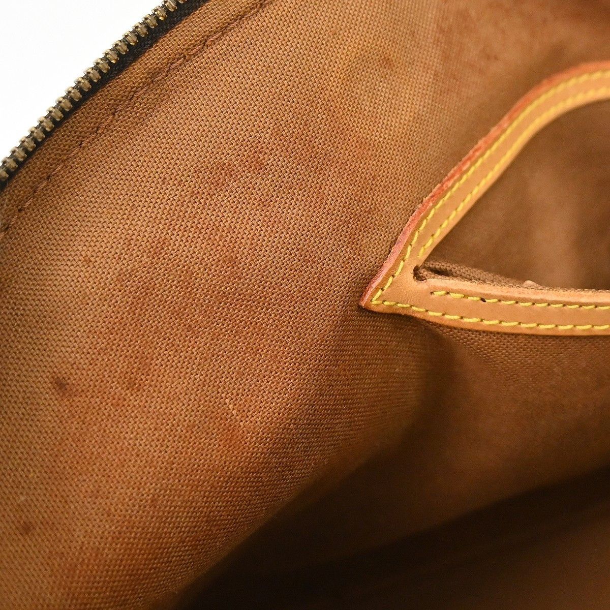 Louis Vuitton Louis Vuitton Alma Handbag Monogram Canvas Size ONE SIZE - 16 Thumbnail