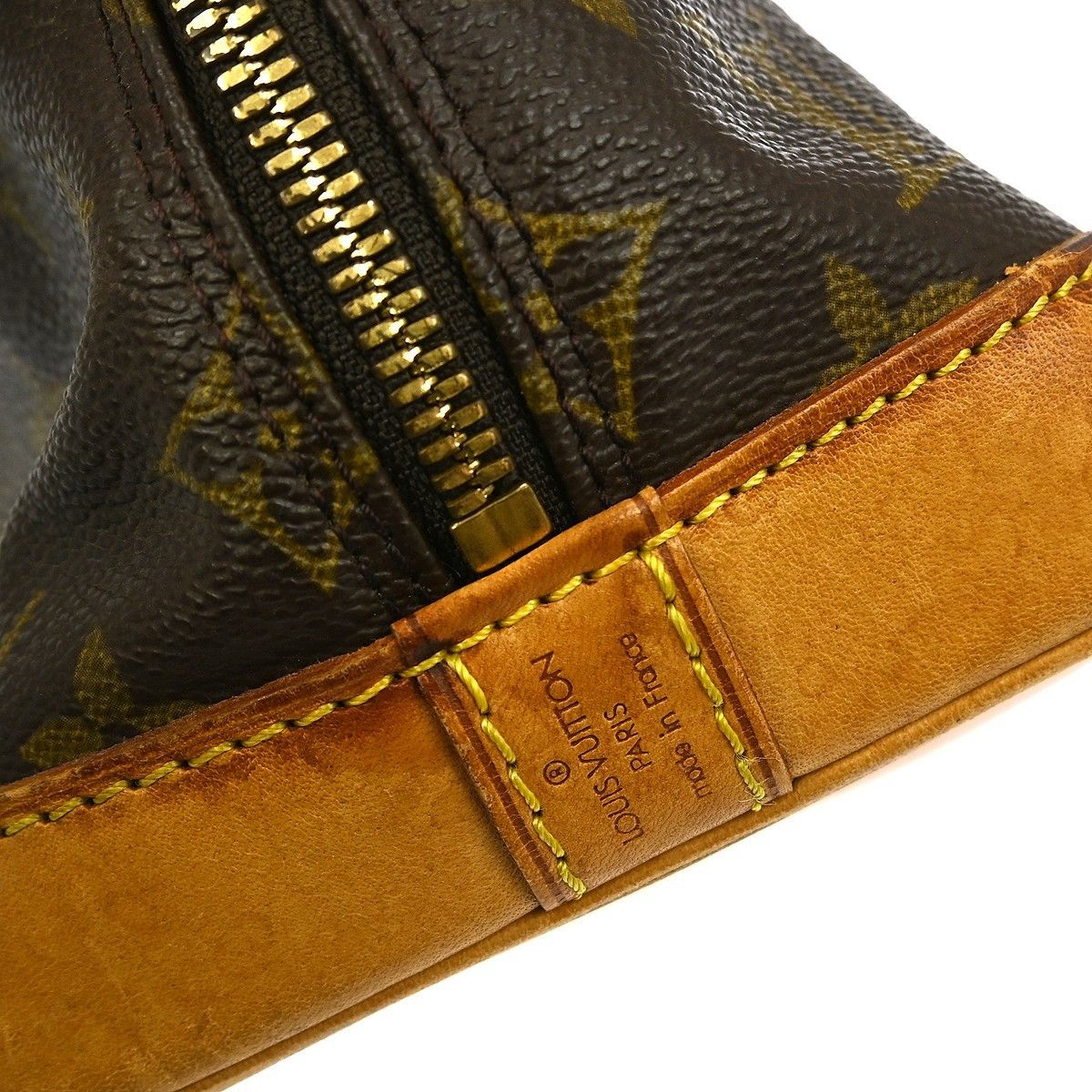 Louis Vuitton Louis Vuitton Alma Handbag Monogram Canvas Size ONE SIZE - 4 Thumbnail