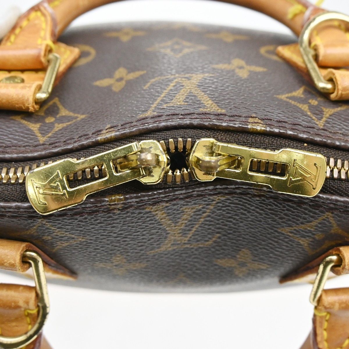 Louis Vuitton Louis Vuitton Alma Handbag Monogram Canvas Size ONE SIZE - 11 Thumbnail