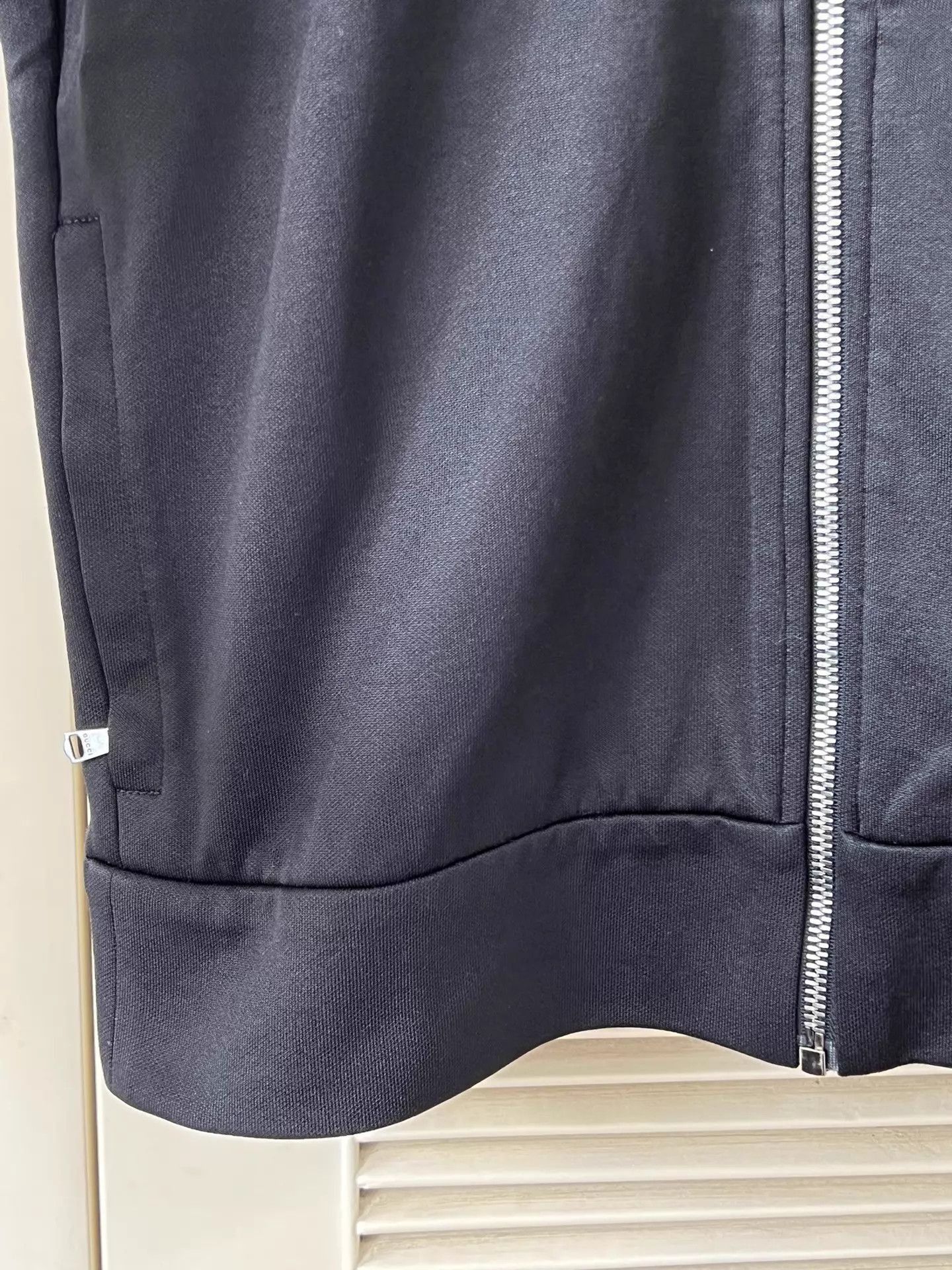 Gucci Black Webbing Logo Jacket with Stripes Size US XS / EU 42 / 0 - 5 Thumbnail
