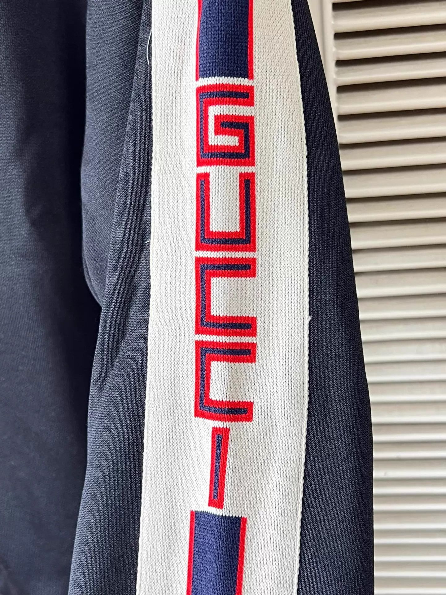 Gucci Black Webbing Logo Jacket with Stripes Size US XS / EU 42 / 0 - 6 Thumbnail