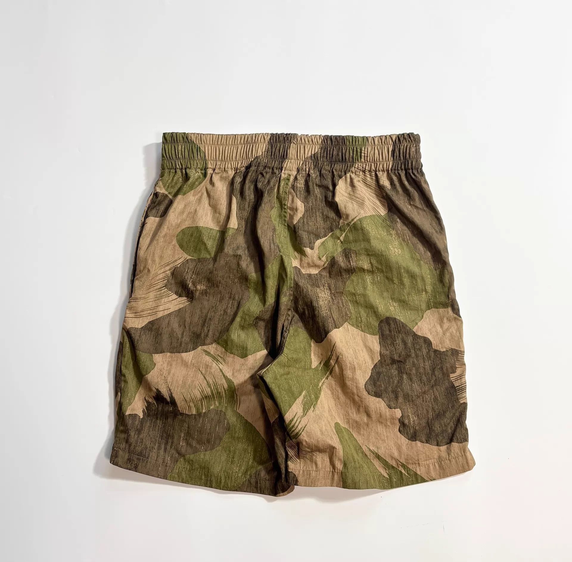 Visvim Camo Print Cargo Shorts Size US 34 / EU 50 - 2 Thumbnail