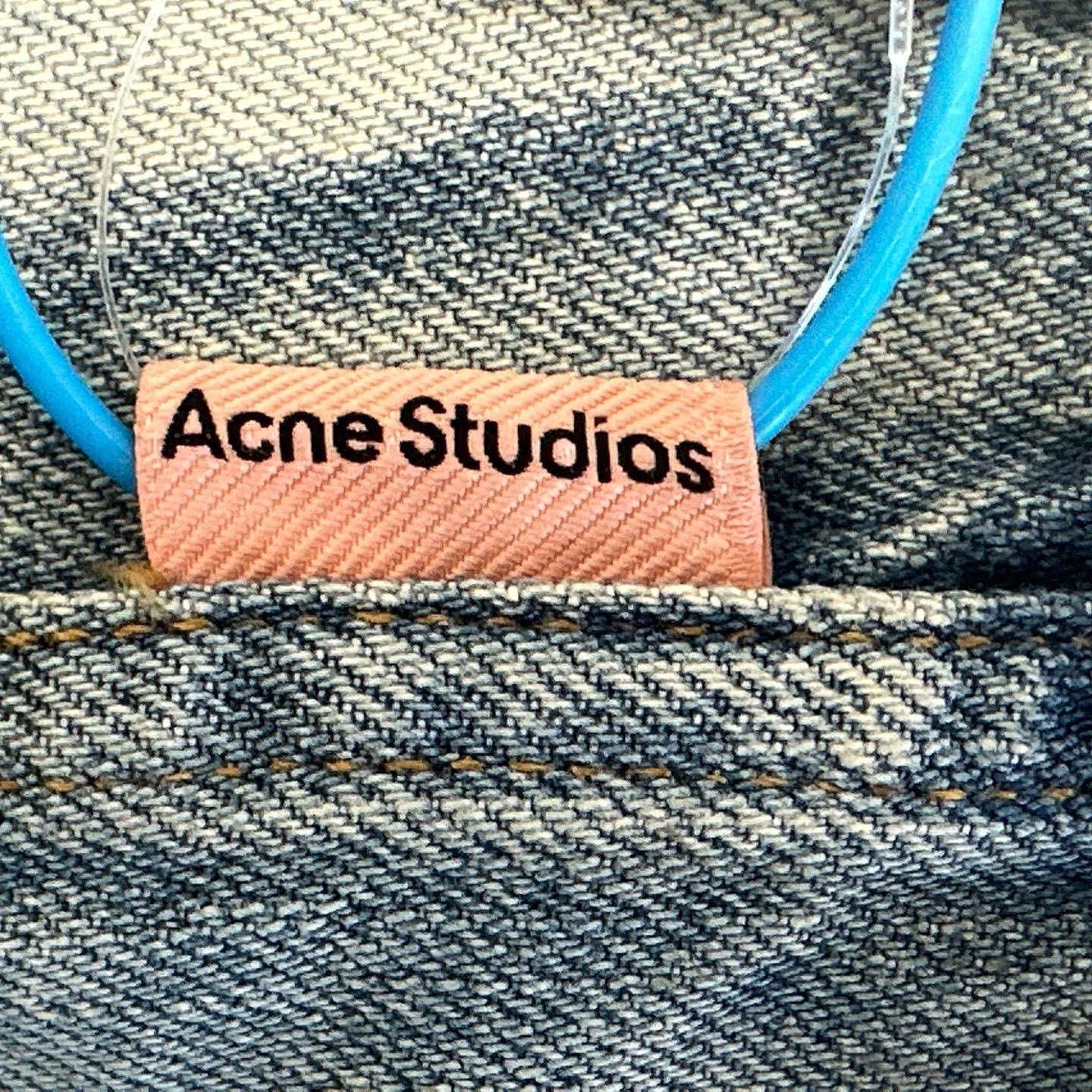 Acne Studios Acne Studios Distressed Denim Shirt Size 50 Size US M / EU 48-50 / 2 - 5 Thumbnail