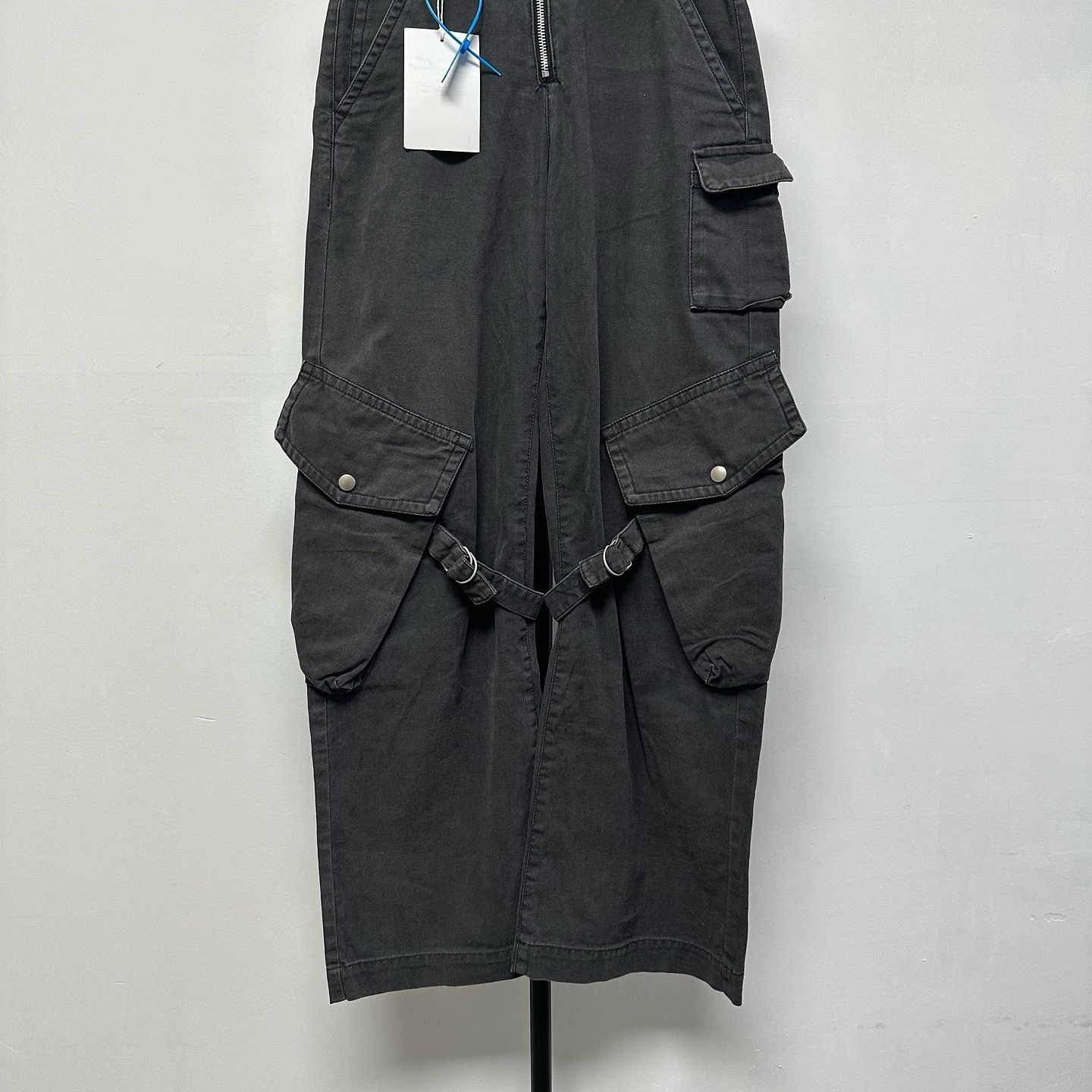 Acne Studios Acne Studios Multi-Pocket Cargo Pants Size 28 Size 28" / US 6 / IT 42 - 5 Thumbnail