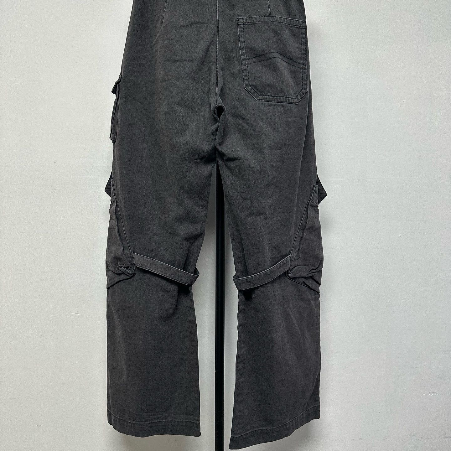 Acne Studios Acne Studios Multi-Pocket Cargo Pants Size 28 Size 28" / US 6 / IT 42 - 2 Thumbnail