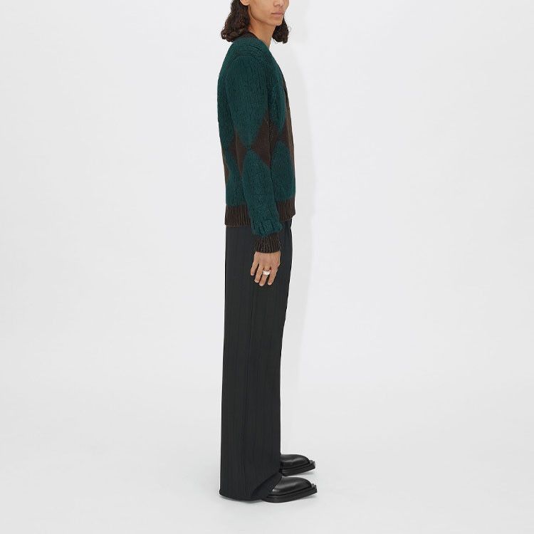Bottega Veneta Bottega Veneta Argyle V-Neck Sweater Size L Size US L / EU 52-54 / 3 - 13 Thumbnail
