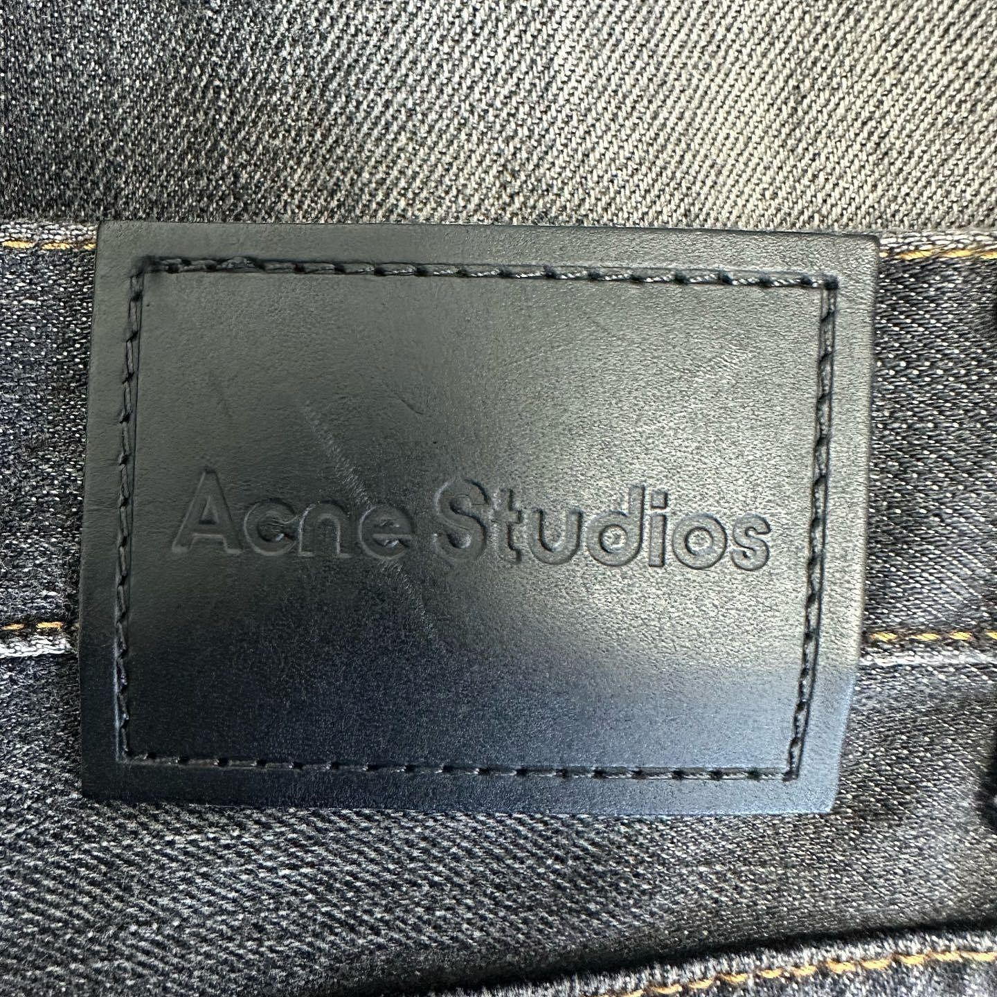 Acne Studios Acne Studios Flared Jeans Size XS Size 26" / US 2 / IT 38 - 6 Thumbnail