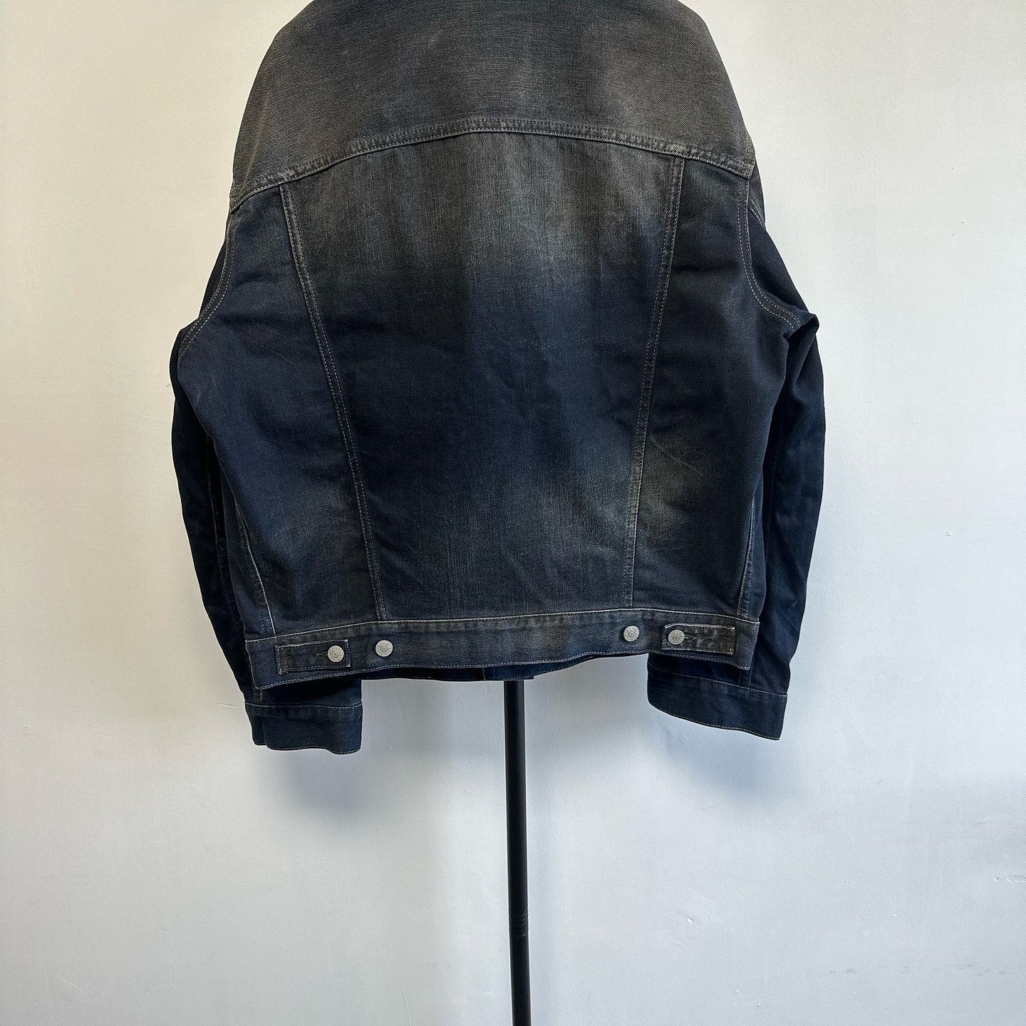 Acne Studios Acne Studios Faded Denim Jacket Size XXS Size US XXS / EU 40 - 2 Thumbnail