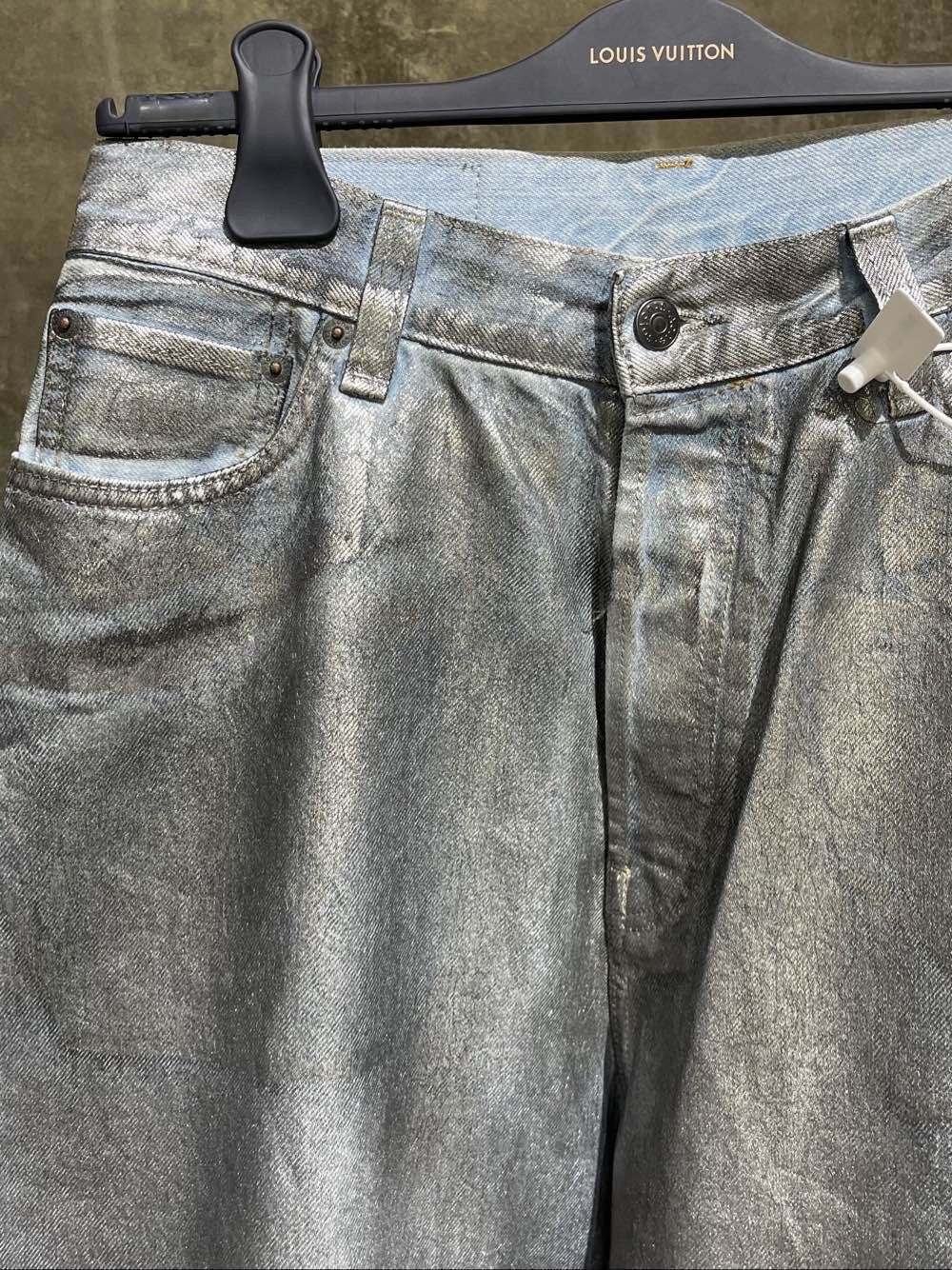 Acne Studios Acne Studios Metallic Baggy Denim Jeans Size 28 Size US 28 / EU 44 - 6 Thumbnail