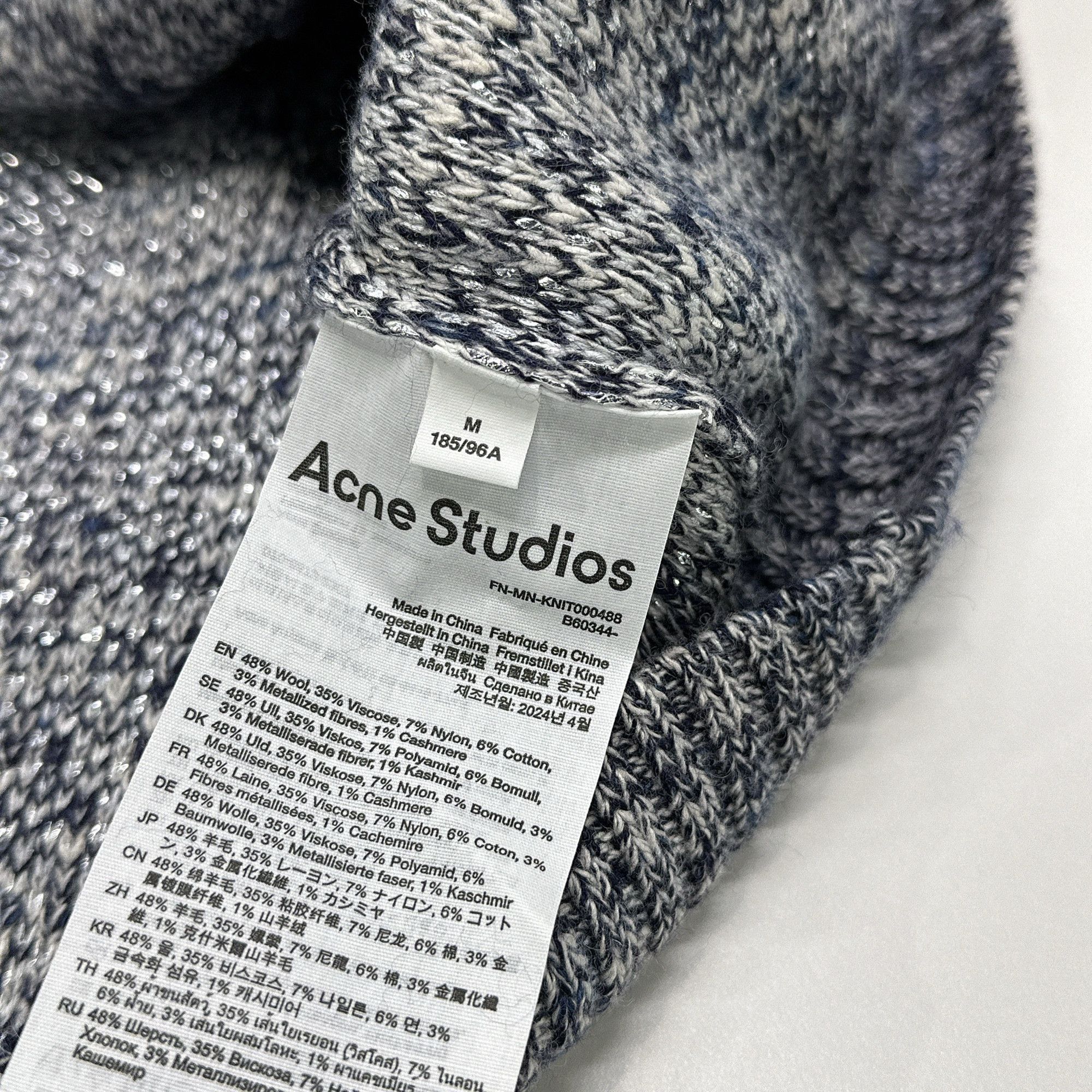 Acne Studios Acne Studios Heart Jacquard Sweater Size M Size US M / EU 48-50 / 2 - 5 Thumbnail