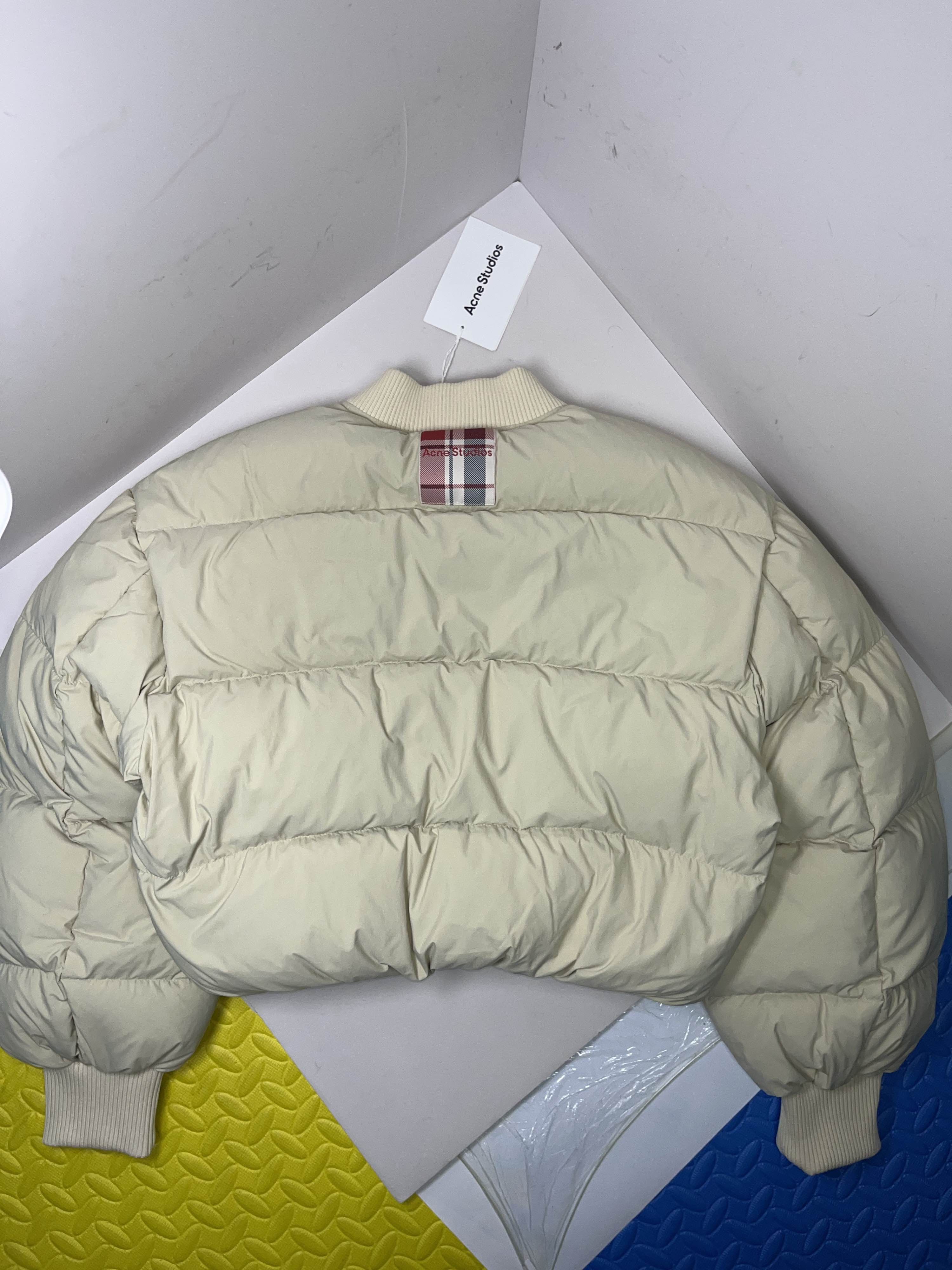 Acne Studios Acne Studios Down Bomber Jacket Size 34 Size XS / US 0-2 / IT 36-38 - 2 Thumbnail
