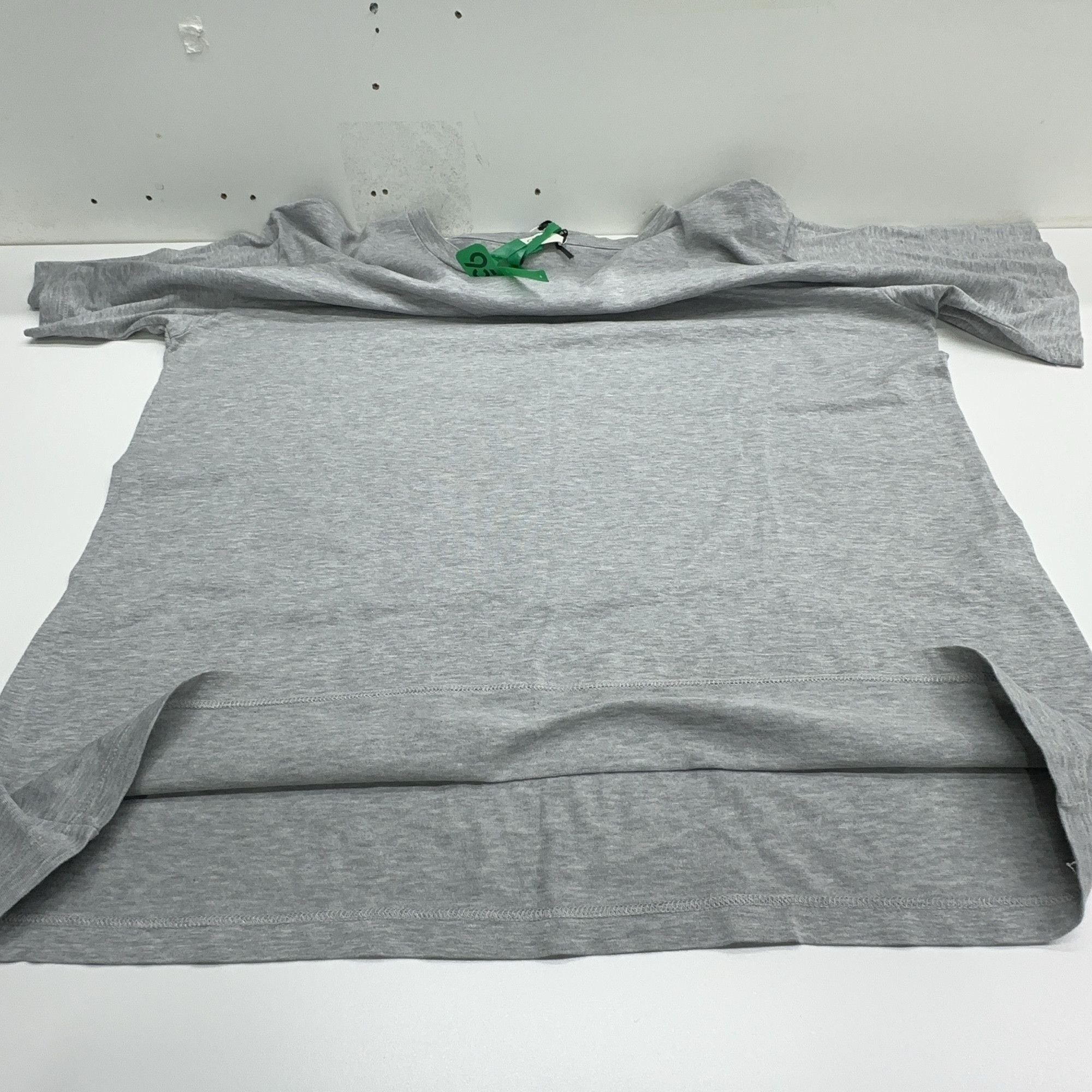 Celine Celine Triomphe Logo T-Shirt Gray Size M Size US M / EU 48-50 / 2 - 8 Thumbnail