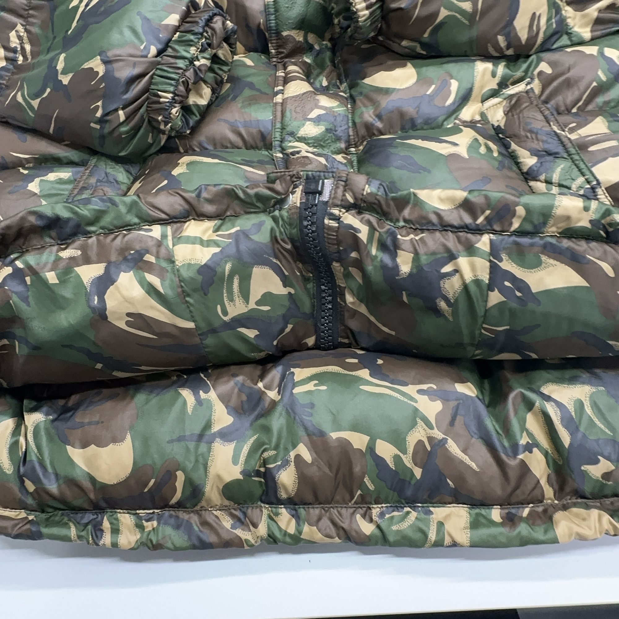 Celine CELINE Camo Puffer Jacket Size S Size US S / EU 44-46 / 1 - 8 Thumbnail