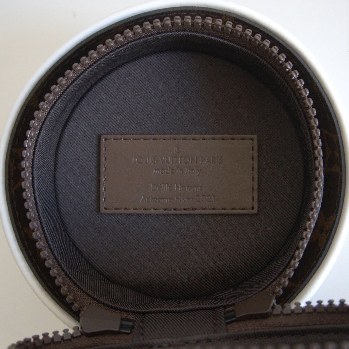 Louis Vuitton Louis Vuitton Monogram Coffee Cup Bag Size ONE SIZE - 6 Thumbnail