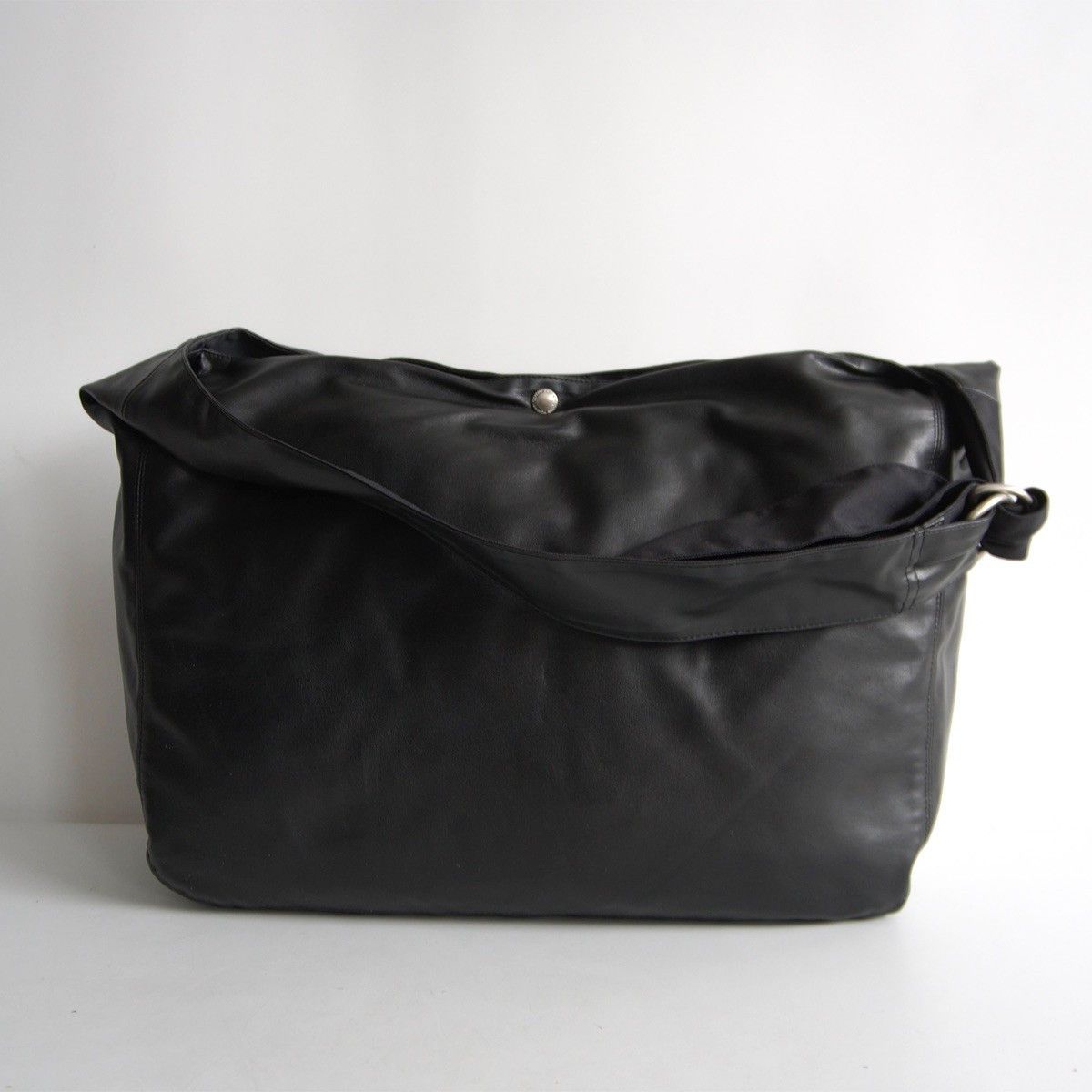 Comme des Garcons Comme des Garcons Synthetic Leather Shoulder Size ONE SIZE - 2 Thumbnail