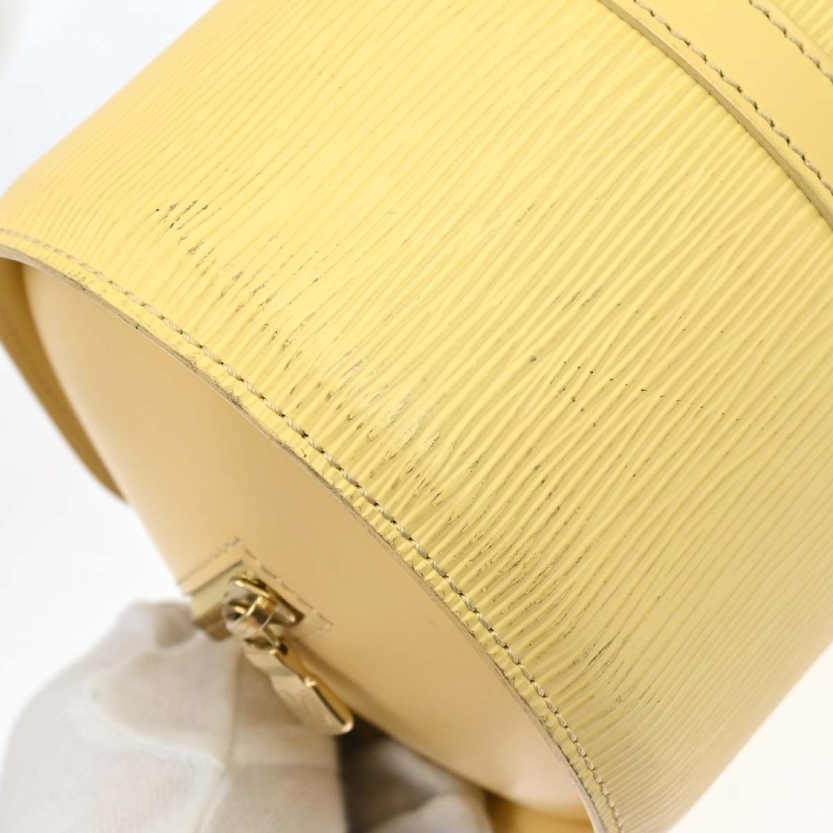Louis Vuitton Louis Vuitton Soufflot Handbag Epi Leather Size ONE SIZE - 8 Thumbnail