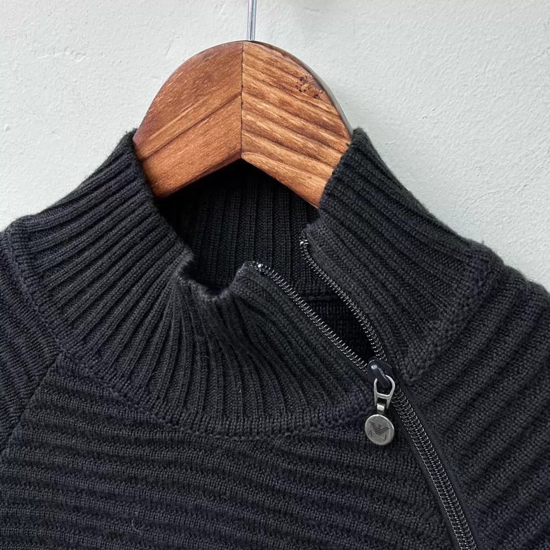 Armani Vintage Deconstructed Knit Sweater Size US S / EU 44-46 / 1 - 3 Thumbnail