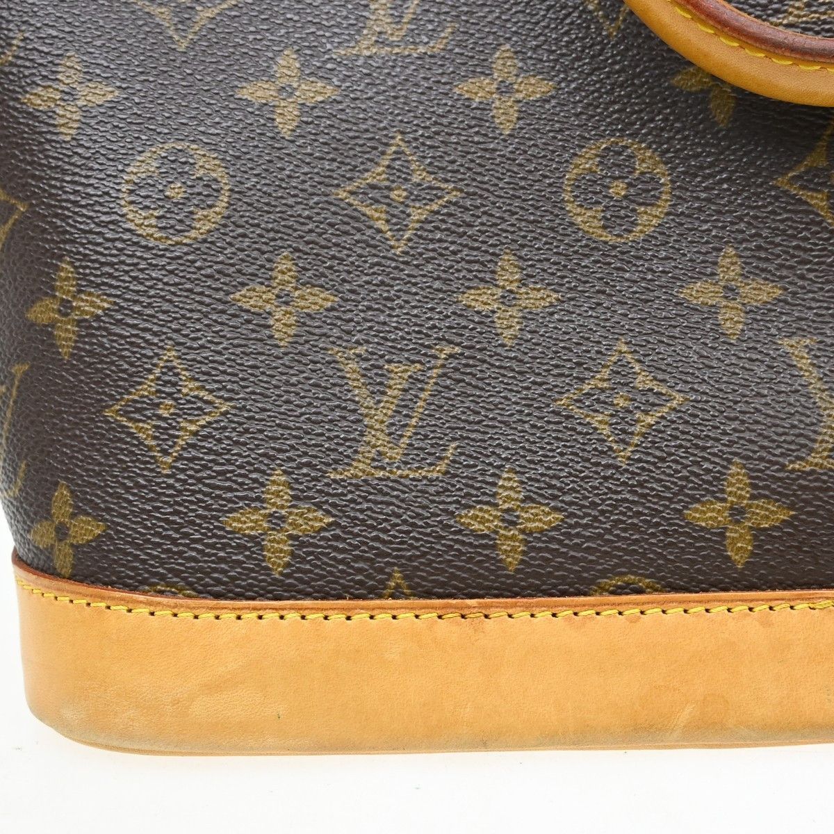 Louis Vuitton Louis Vuitton Alma Handbag Monogram Canvas Size ONE SIZE - 14 Thumbnail
