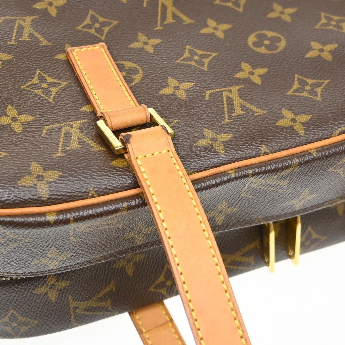 Louis Vuitton Louis Vuitton Cite Handbag Monogram Canvas Size ONE SIZE - 11 Thumbnail