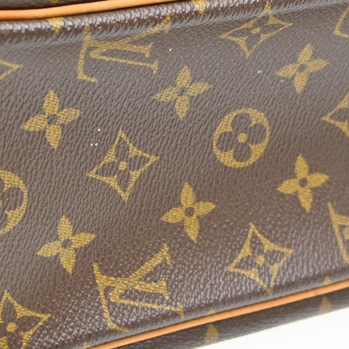 Louis Vuitton Louis Vuitton Cite Handbag Monogram Canvas Size ONE SIZE - 12 Thumbnail